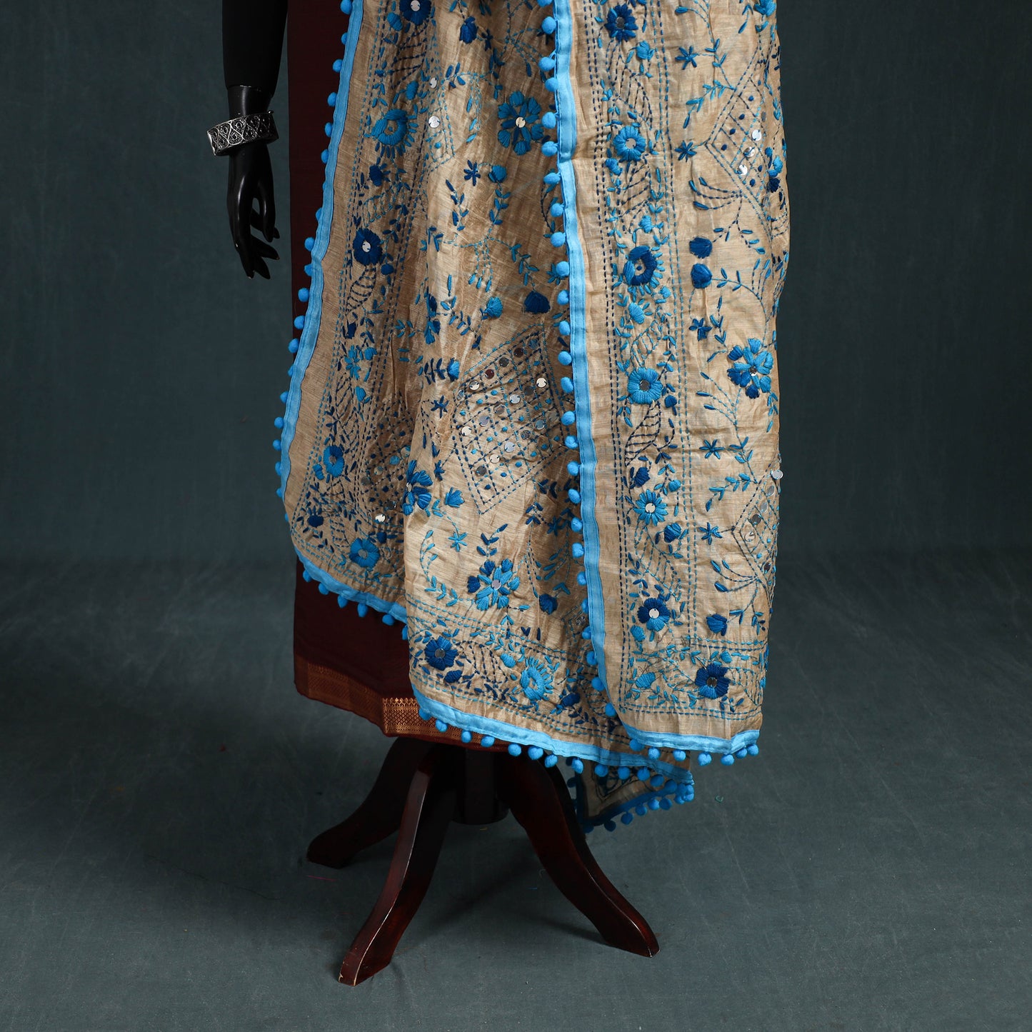 Ranihati Chapa Work Chanderi Silk Hand Embroidery Dupatta 32