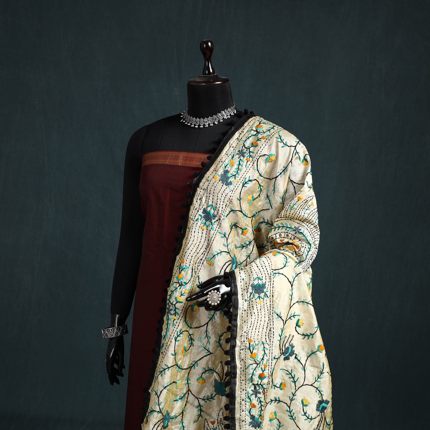 Ranihati Chapa Work Chanderi Silk Hand Embroidery Dupatta 33