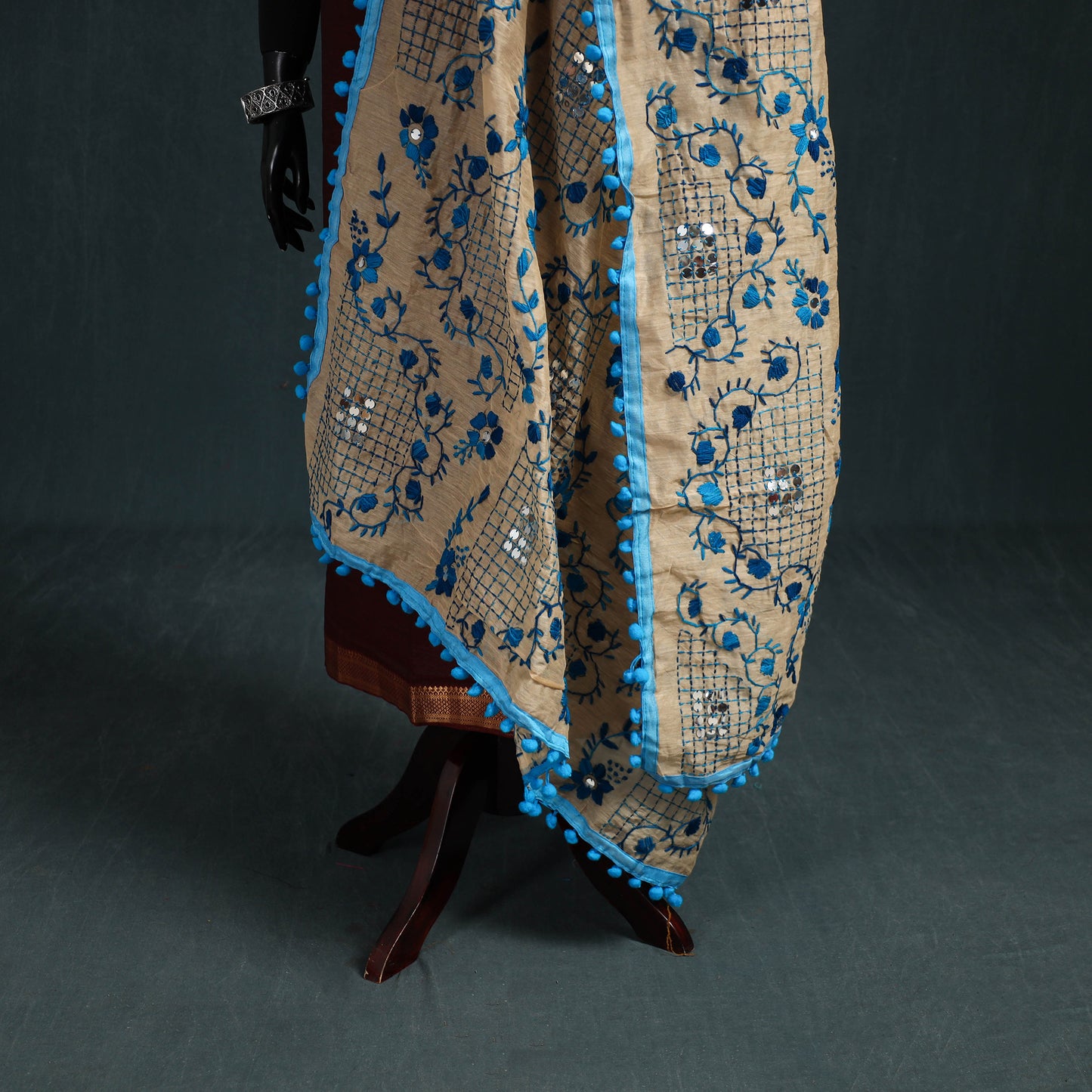 Ranihati Chapa Work Chanderi Silk Hand Embroidery Dupatta 34