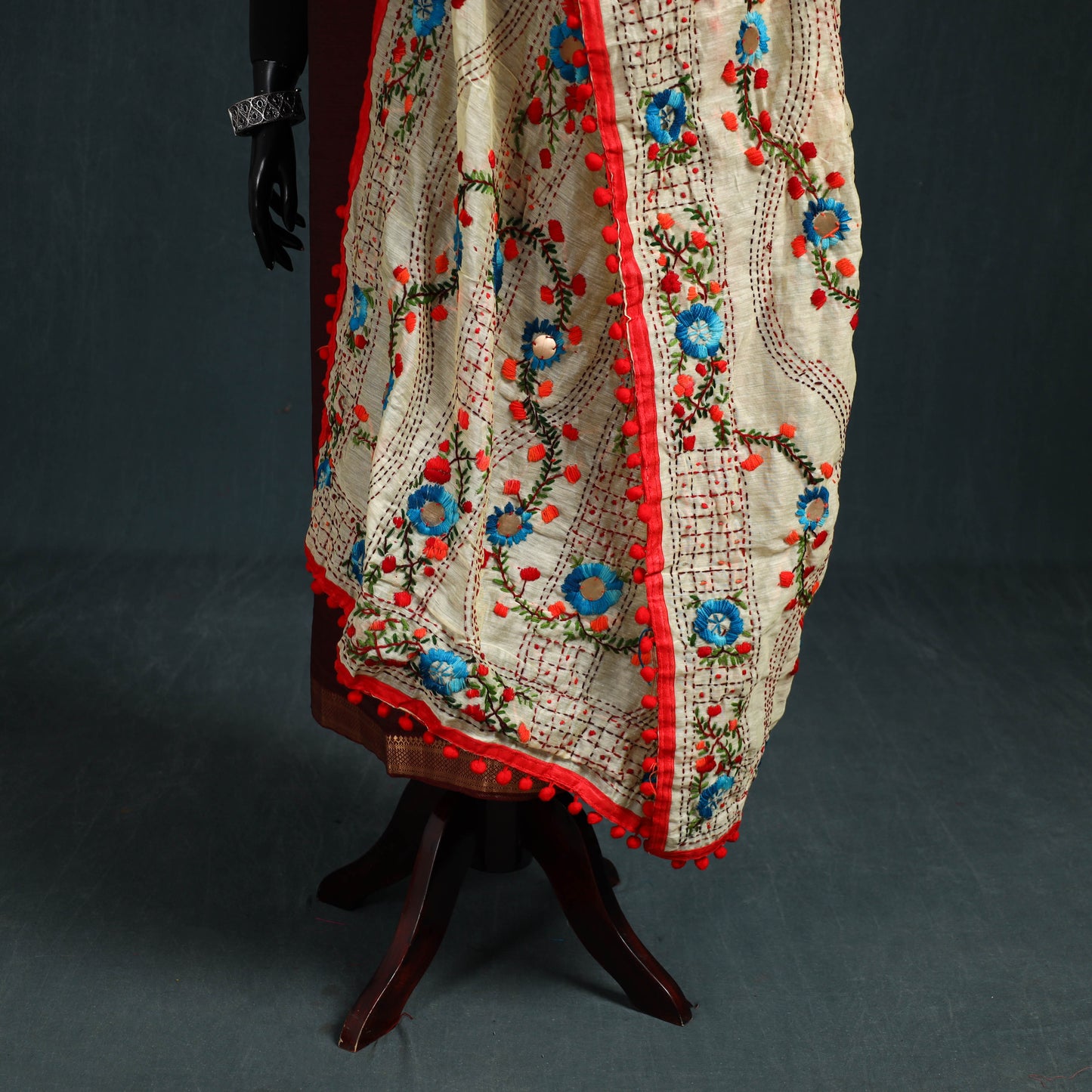 Ranihati Chapa Work Chanderi Silk Hand Embroidery Dupatta 35