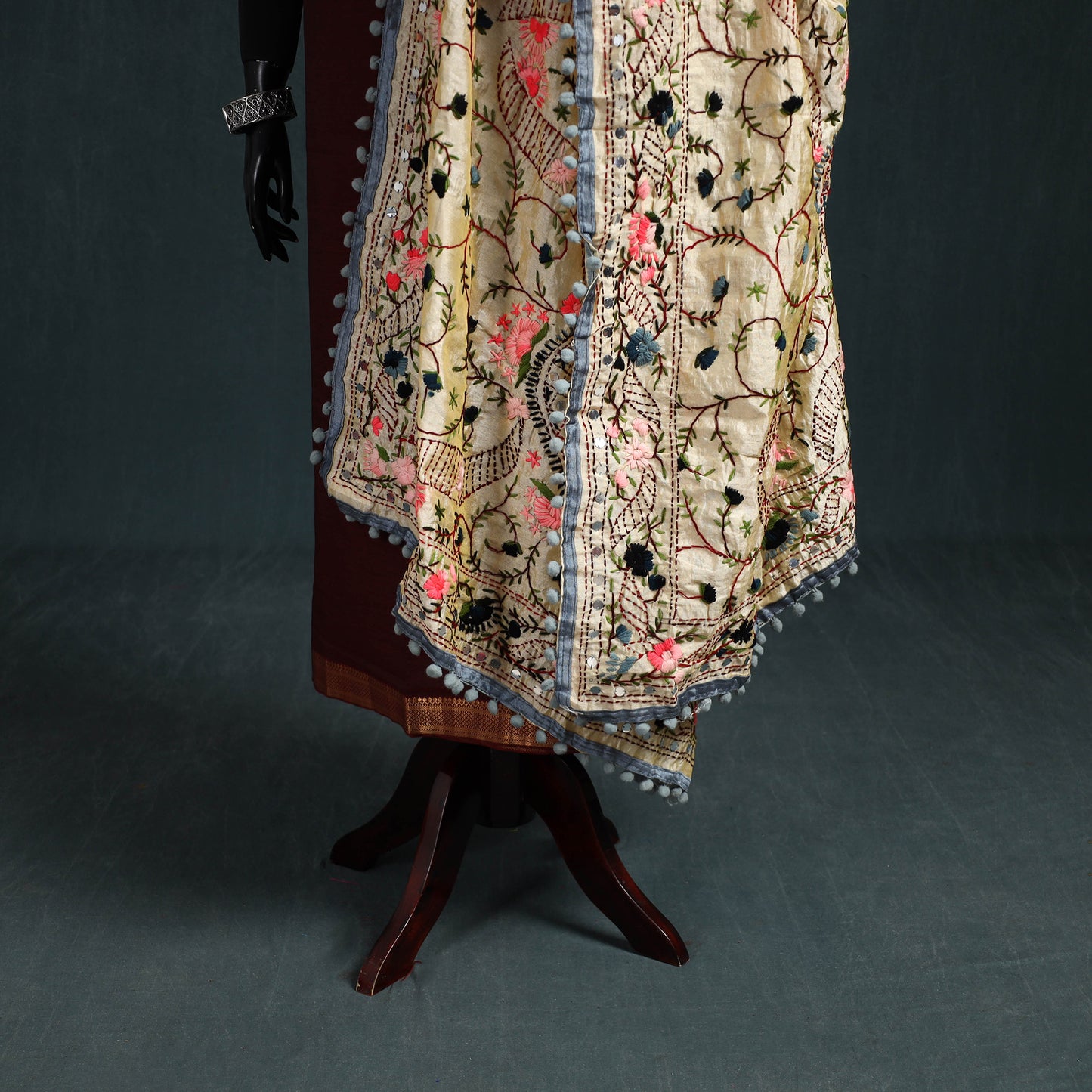 Ranihati Chapa Work Chanderi Silk Hand Embroidery Dupatta 44