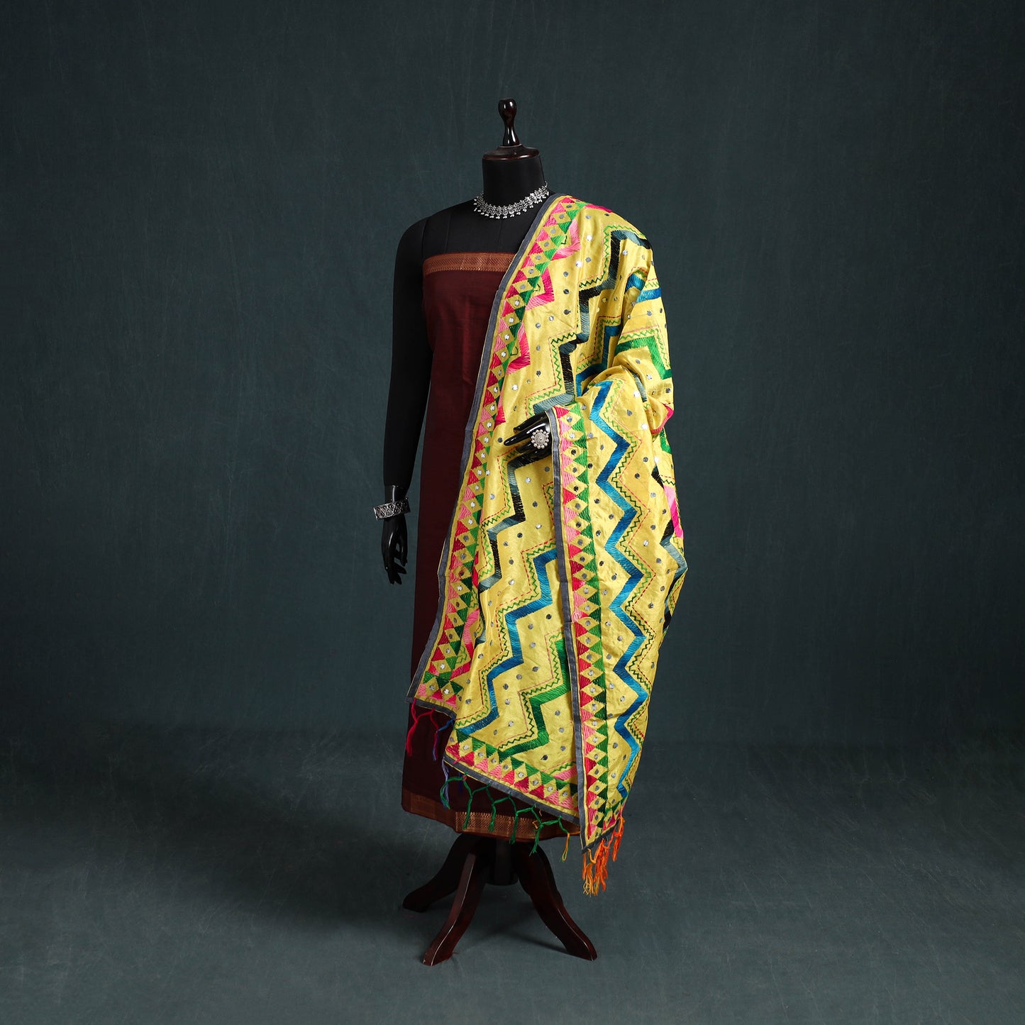 Ranihati Chanderi Silk Zig Zag Hand Embroidery Dupatta 48