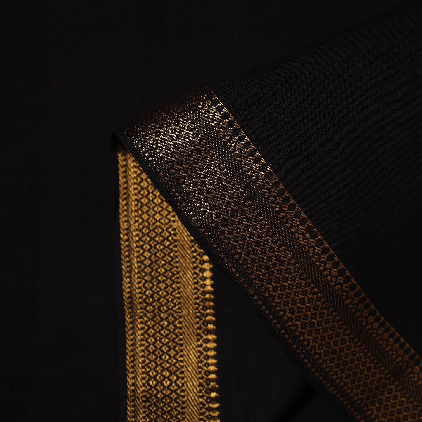 Black - Mangalagiri Handloom Cotton Nizam Zari Border Fabric 33