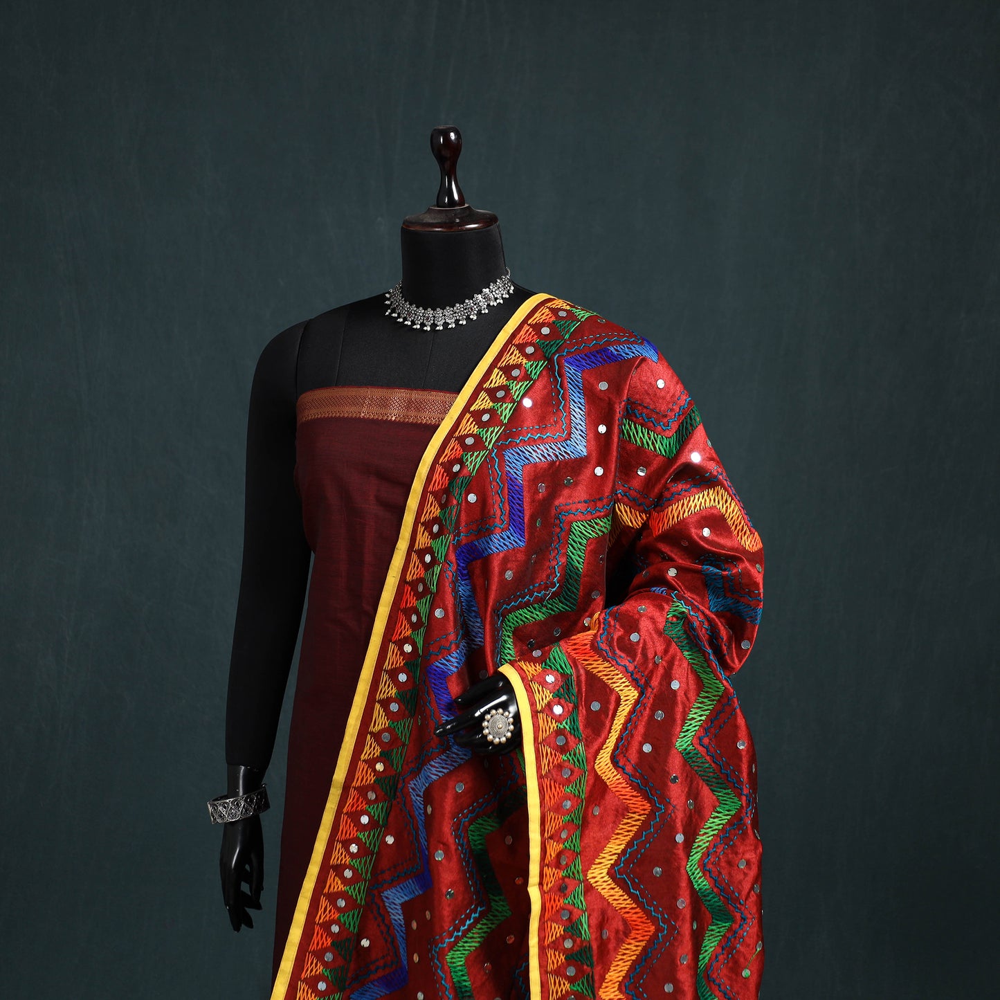 Ranihati Chanderi Silk Zig Zag Hand Embroidery Dupatta 51