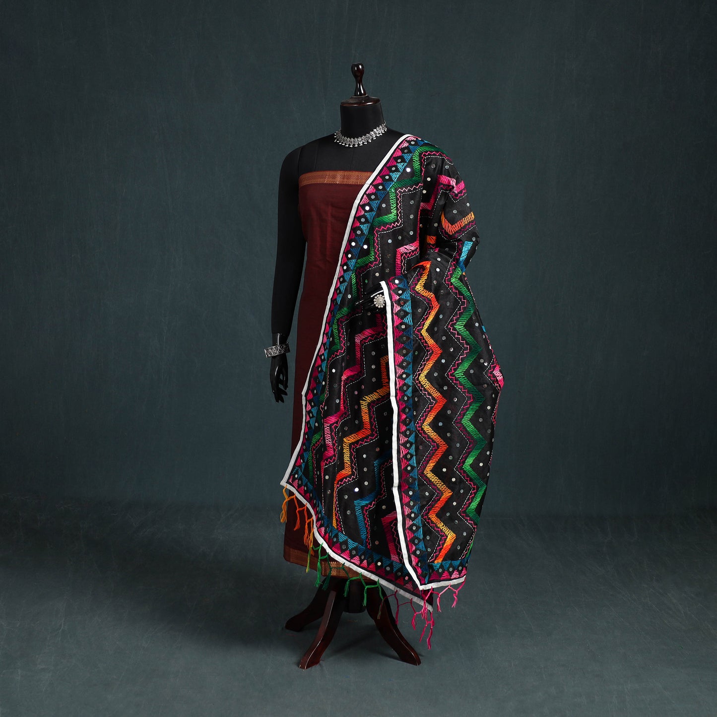 Ranihati Chanderi Silk Zig Zag Hand Embroidery Dupatta 54