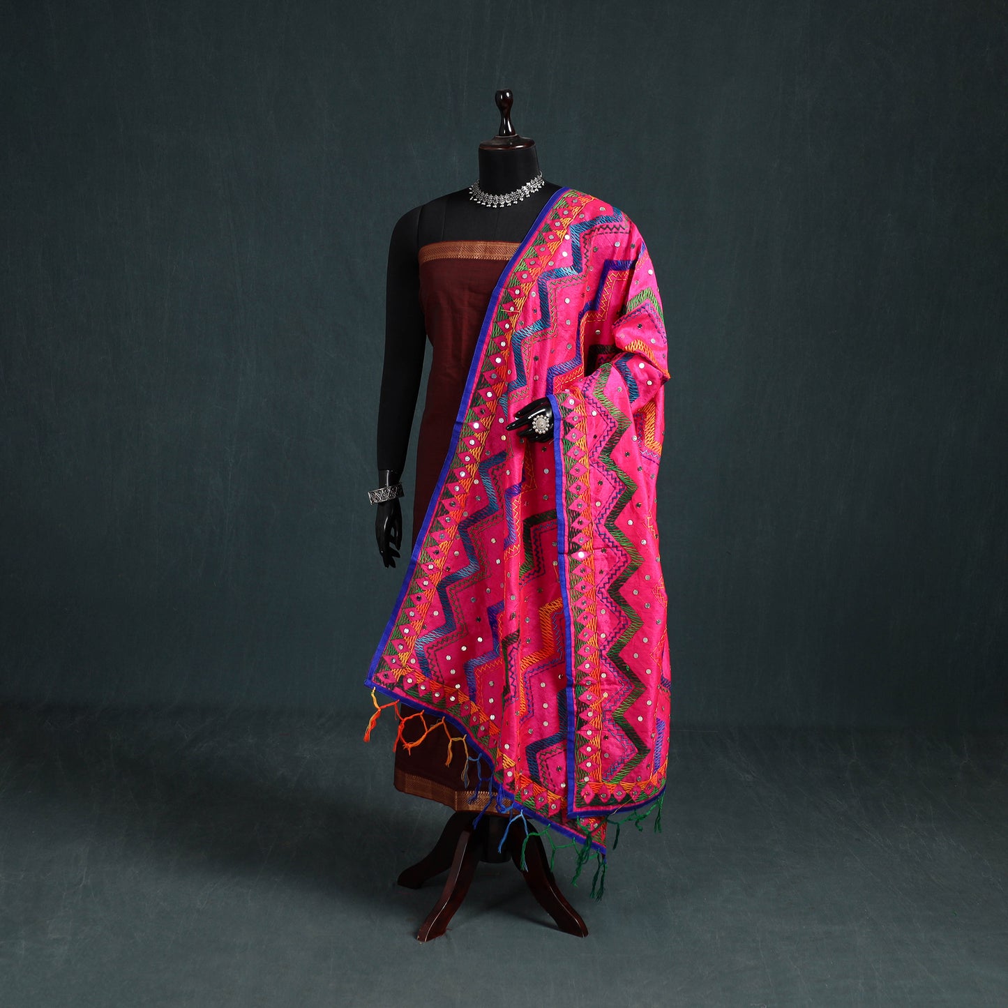Ranihati Chanderi Silk Zig Zag Hand Embroidery Dupatta 55