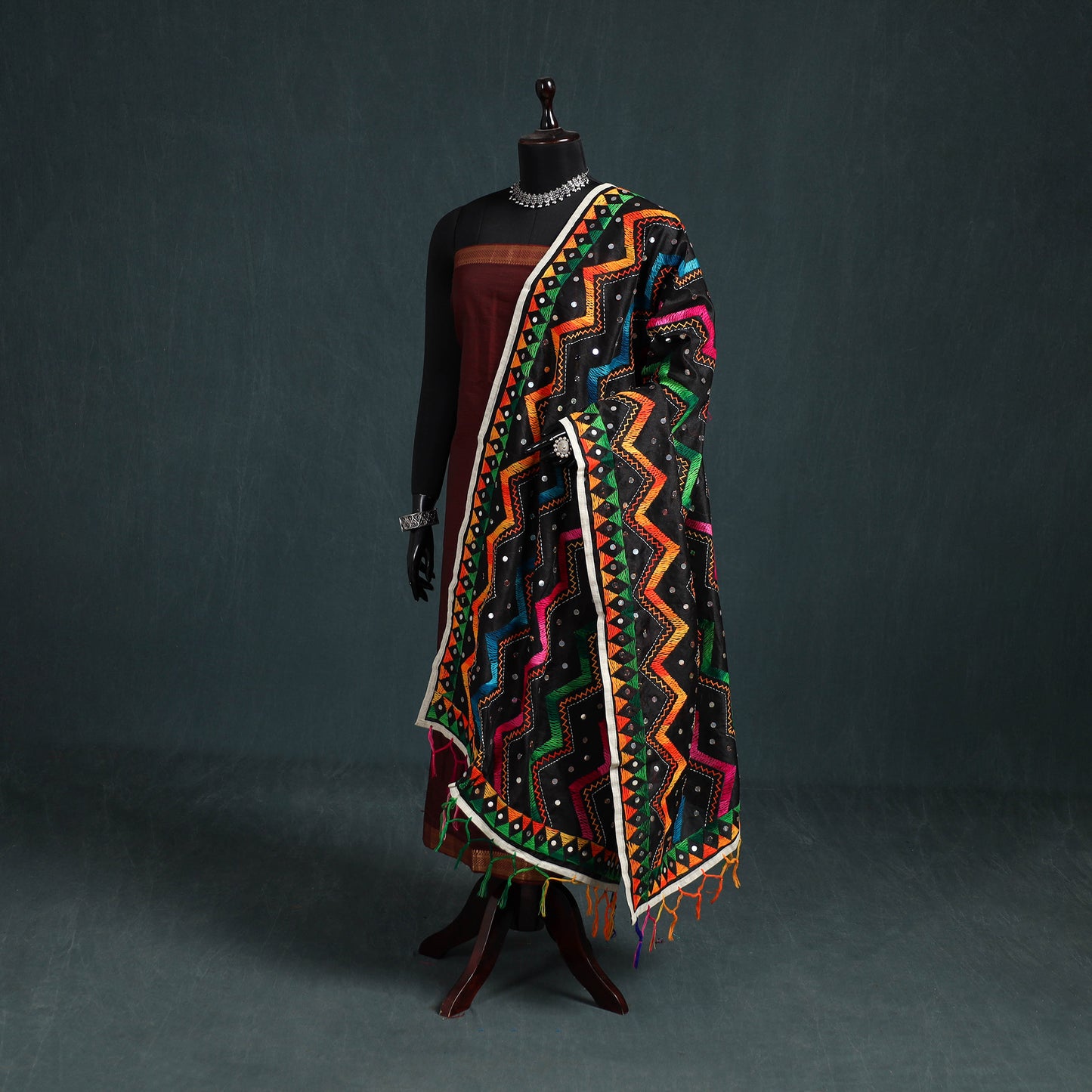 Ranihati Chanderi Silk Zig Zag Hand Embroidery Dupatta 56