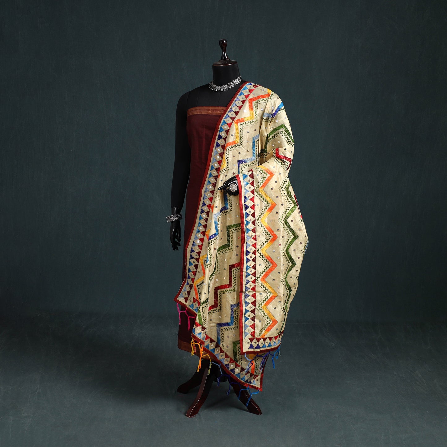 Ranihati Chanderi Silk Zig Zag Hand Embroidery Dupatta 57