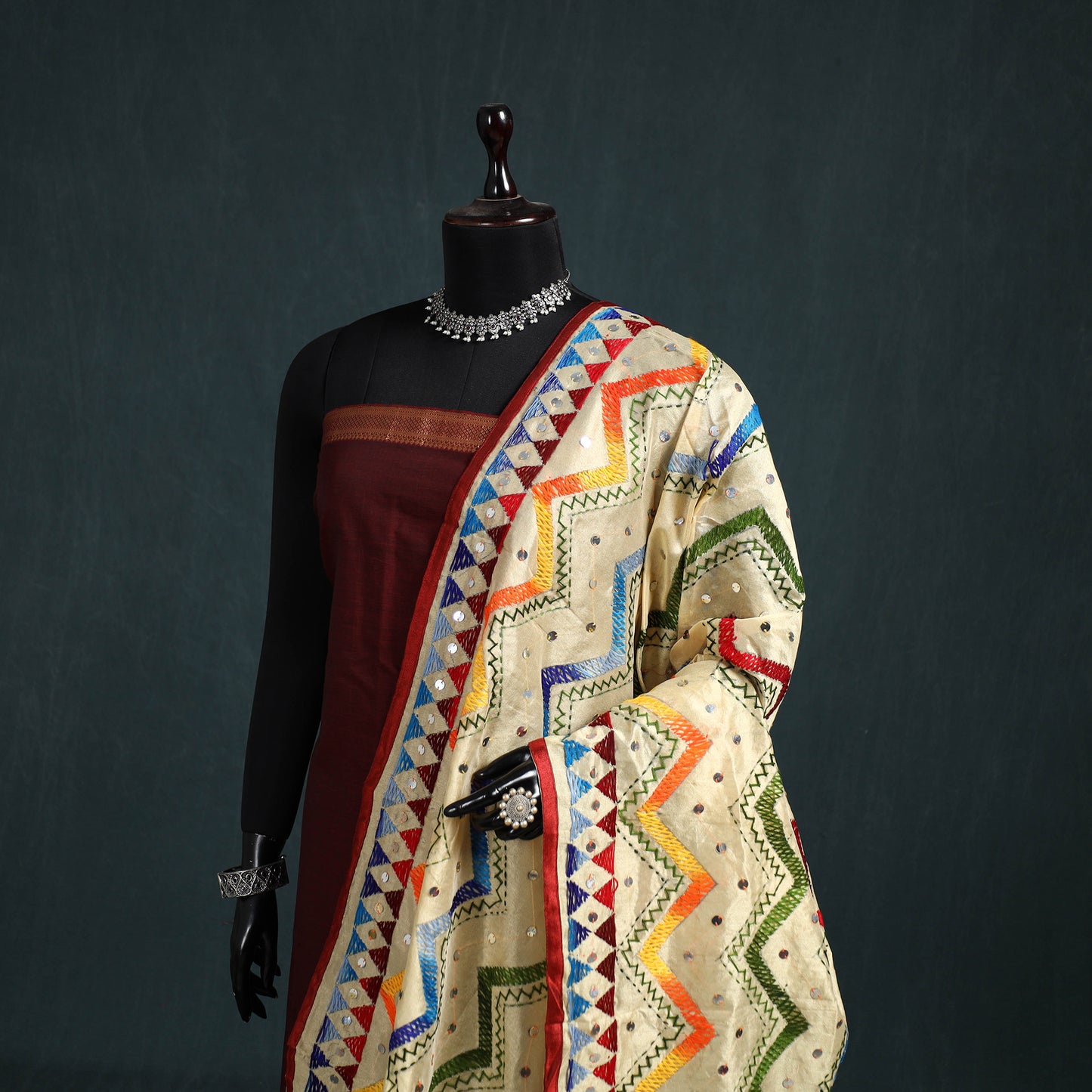 Ranihati Chanderi Silk Zig Zag Hand Embroidery Dupatta 57