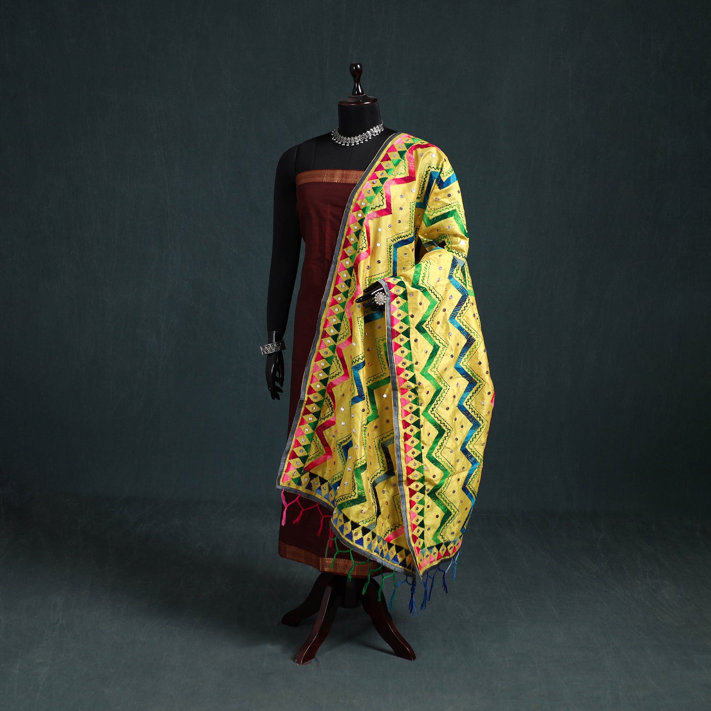 Ranihati Chanderi Silk Zig Zag Hand Embroidery Dupatta 60