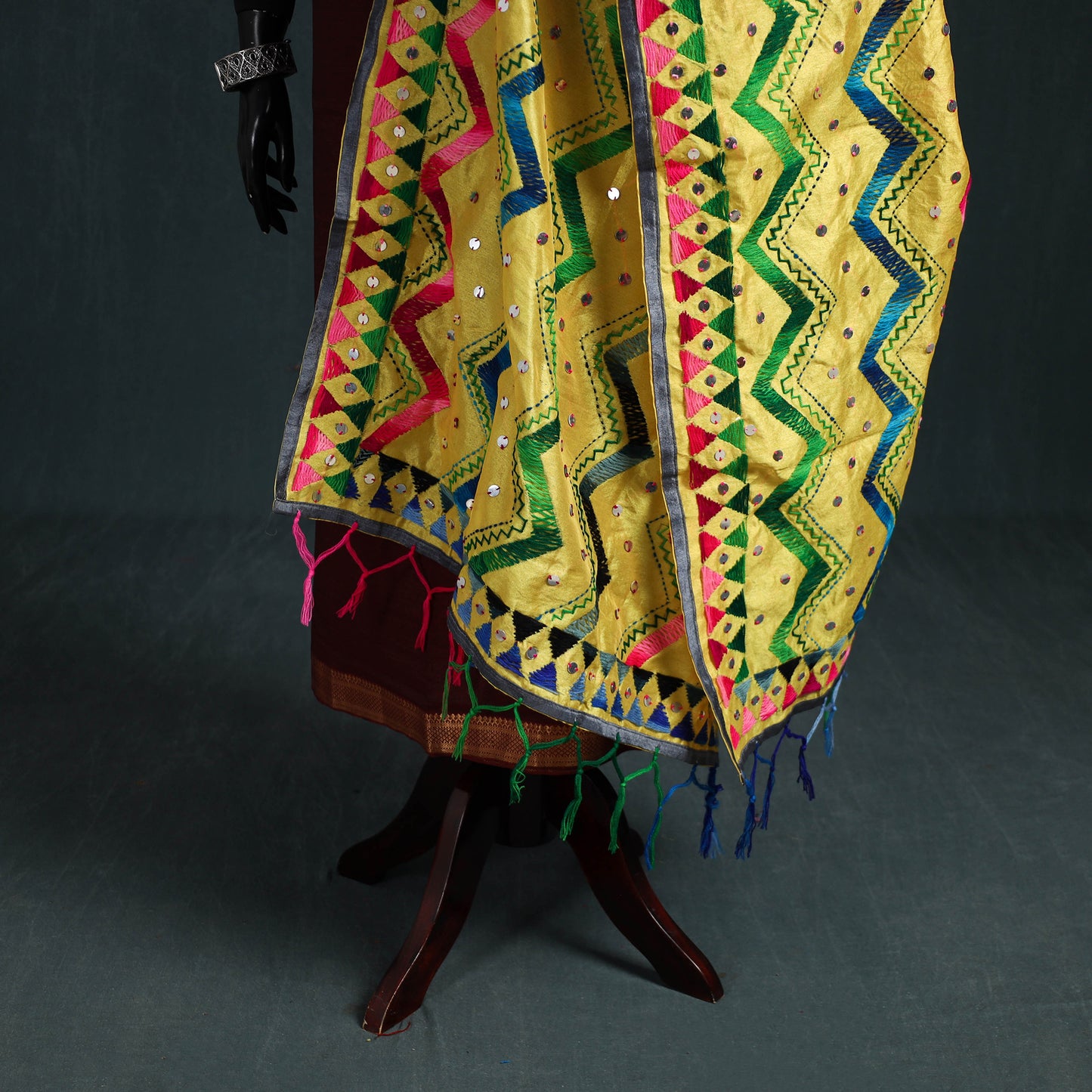 Ranihati Chanderi Silk Zig Zag Hand Embroidery Dupatta 60
