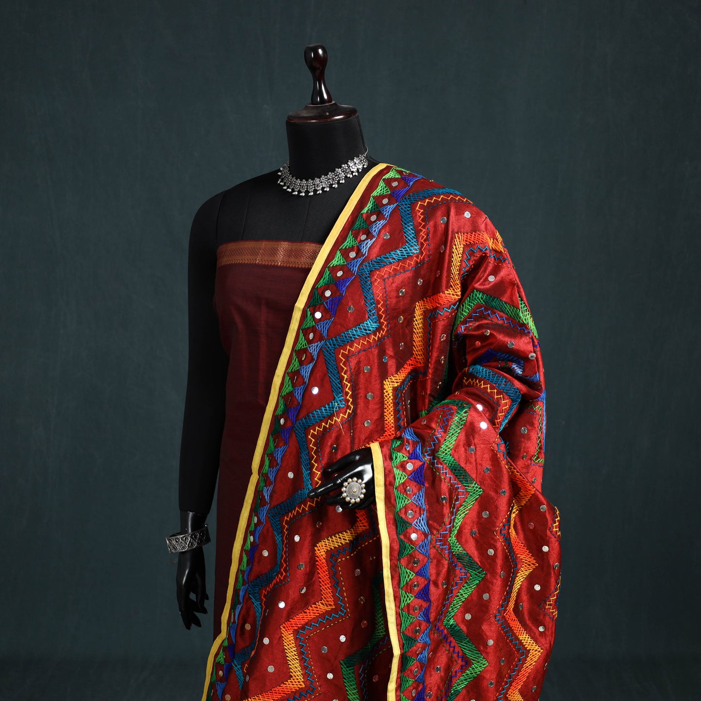 Ranihati Chanderi Silk Zig Zag Hand Embroidery Dupatta 63