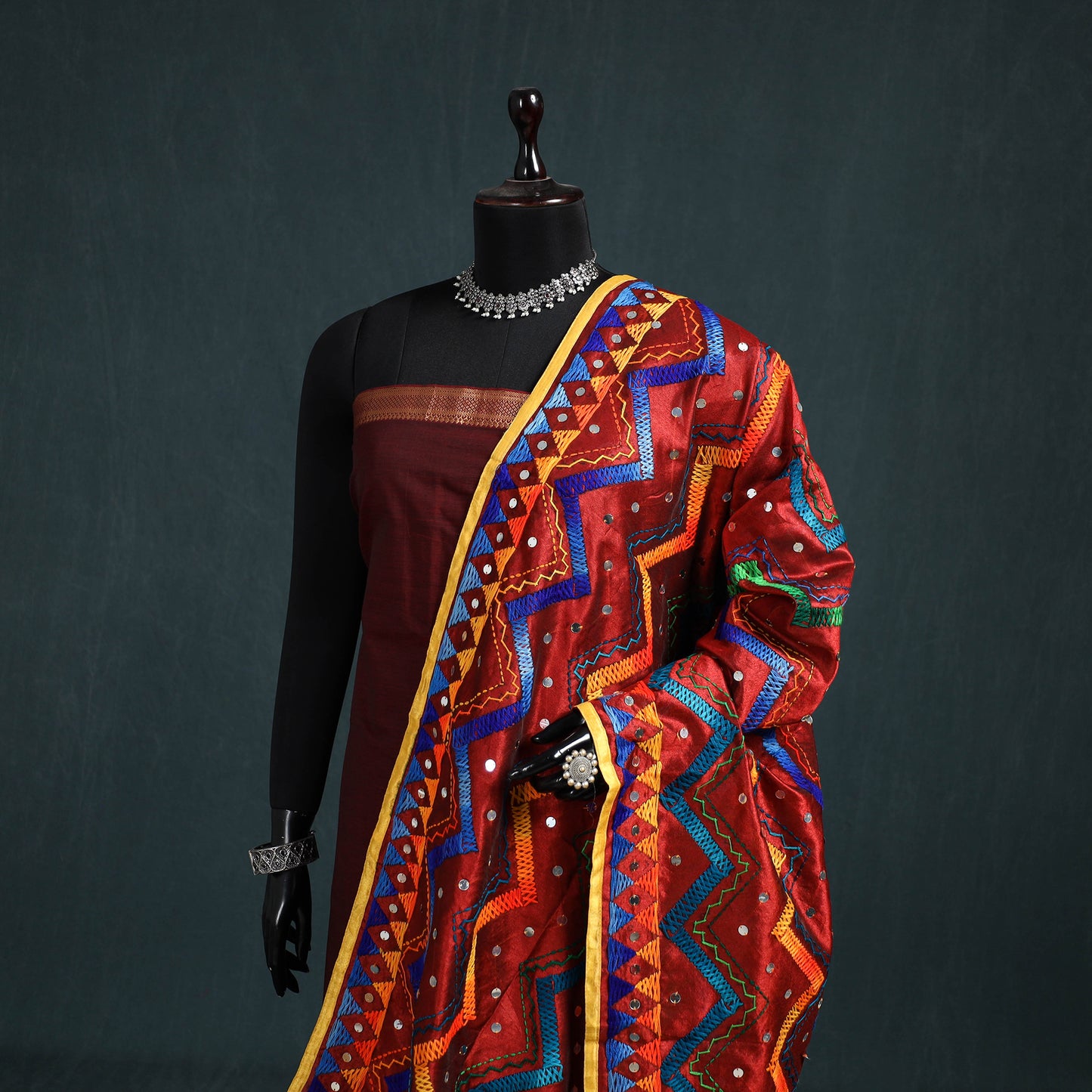 Ranihati Chanderi Silk Zig Zag Hand Embroidery Dupatta 65