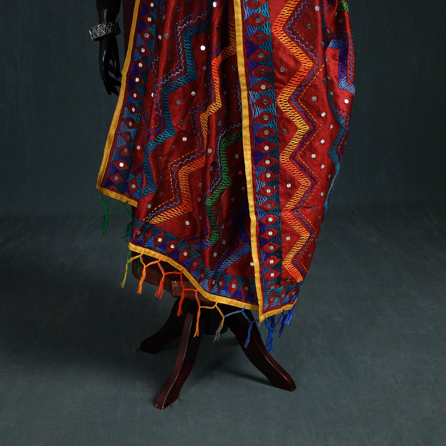 Ranihati Chanderi Silk Zig Zag Hand Embroidery Dupatta 66