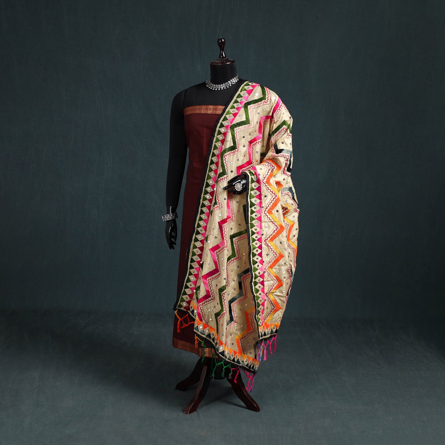 Ranihati Chanderi Silk Zig Zag Hand Embroidery Dupatta 79