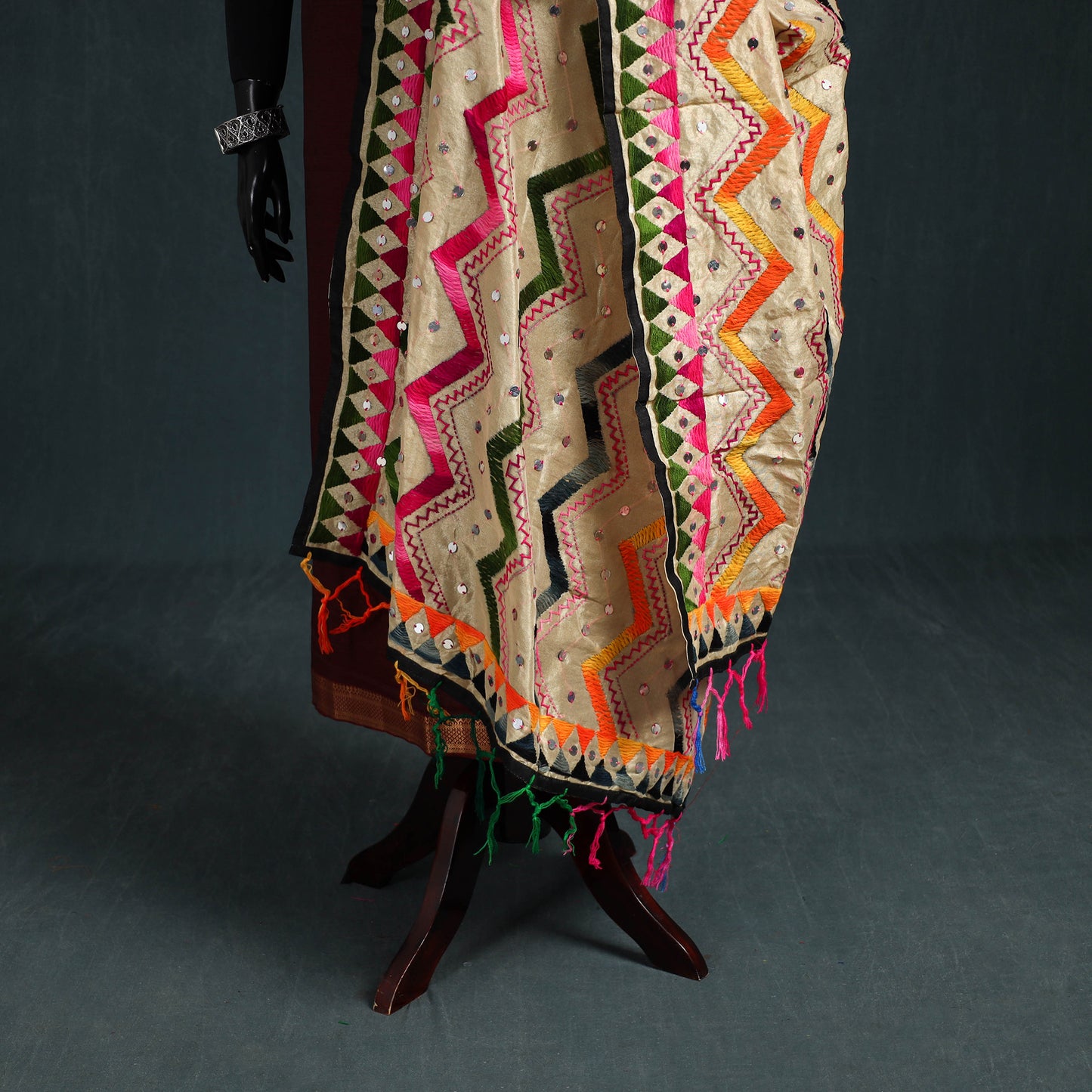 Ranihati Chanderi Silk Zig Zag Hand Embroidery Dupatta 79