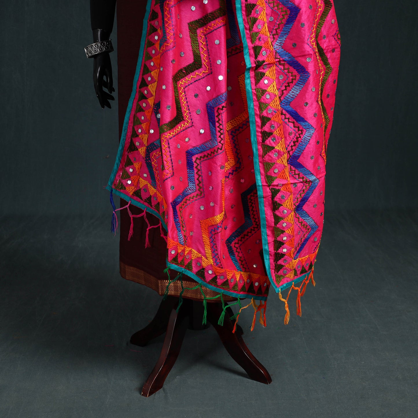 Ranihati Chanderi Silk Zig Zag Hand Embroidery Dupatta 88