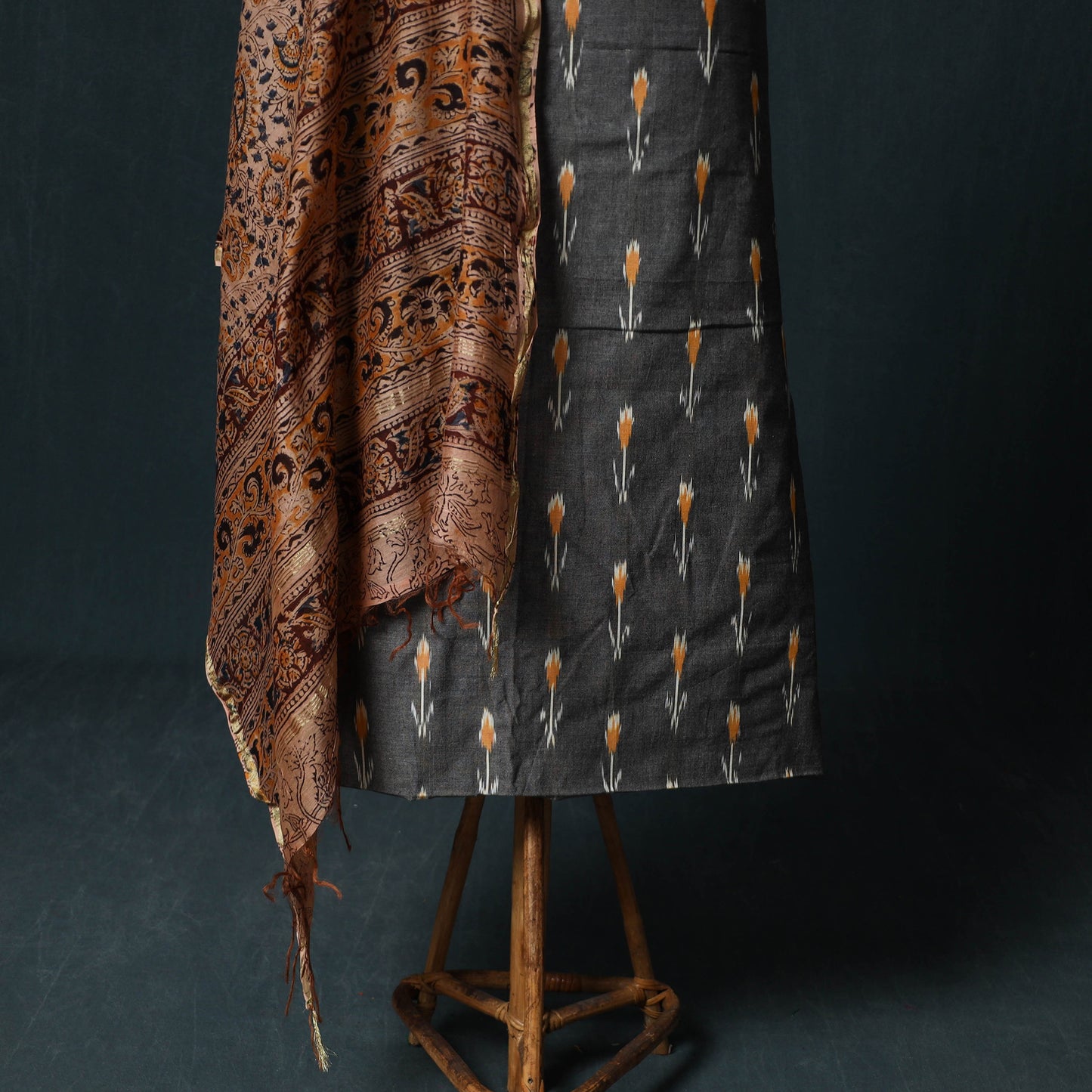 Pochampally Ikat Cotton 2pc Unstitched Dress Material Kurta Set with Jewellery 09
