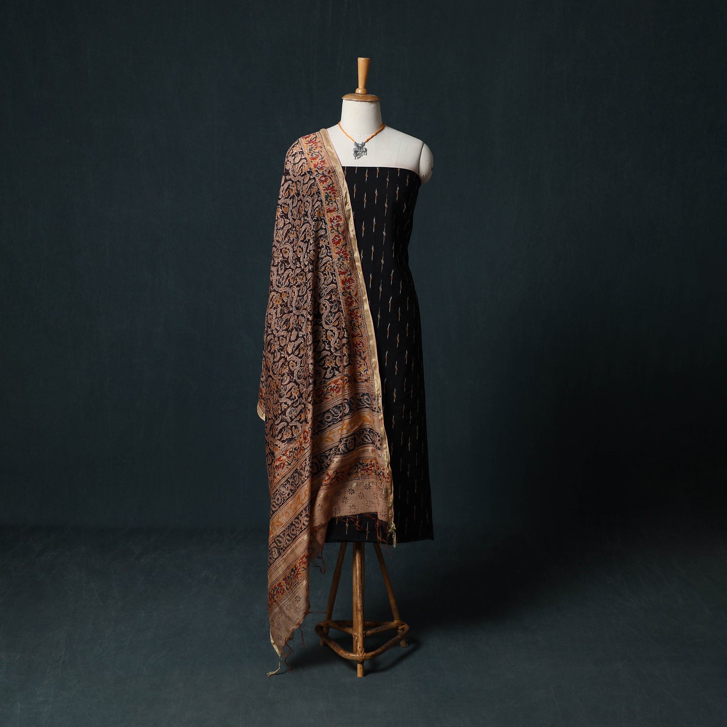 Pochampally Ikat Cotton 2pc Unstitched Dress Material Kurta Set with Jewellery 11