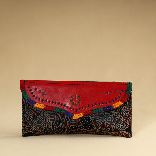 Kutch Embroidery Mashru Silk Handmade Leather Wallet 14