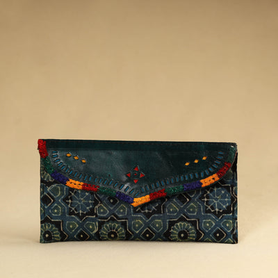 Kutch Embroidery Mashru Silk Handmade Leather Wallet 20