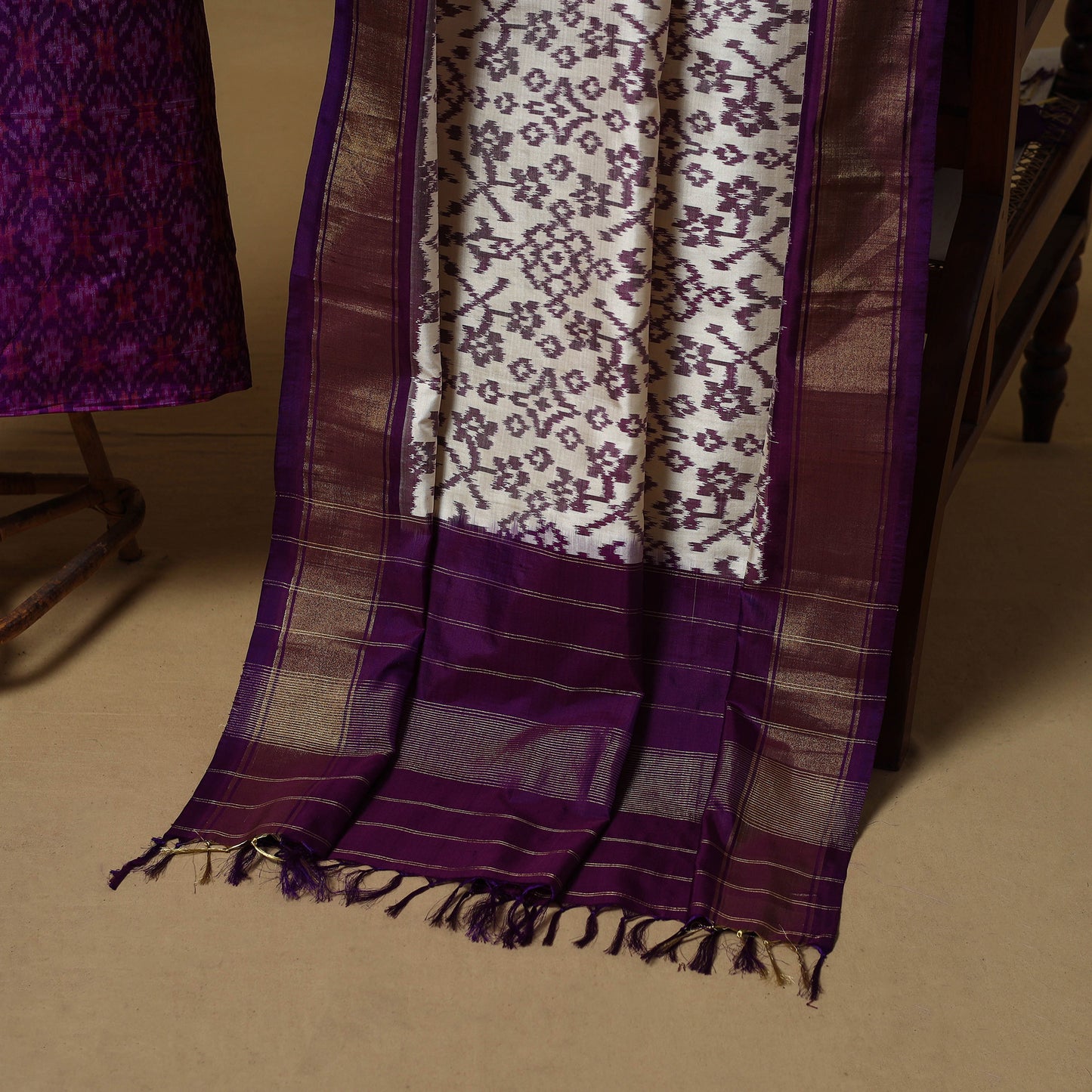 Handloom Mulberry Silk Pochampally Ikat 2pc Unstitched Dress Material 01