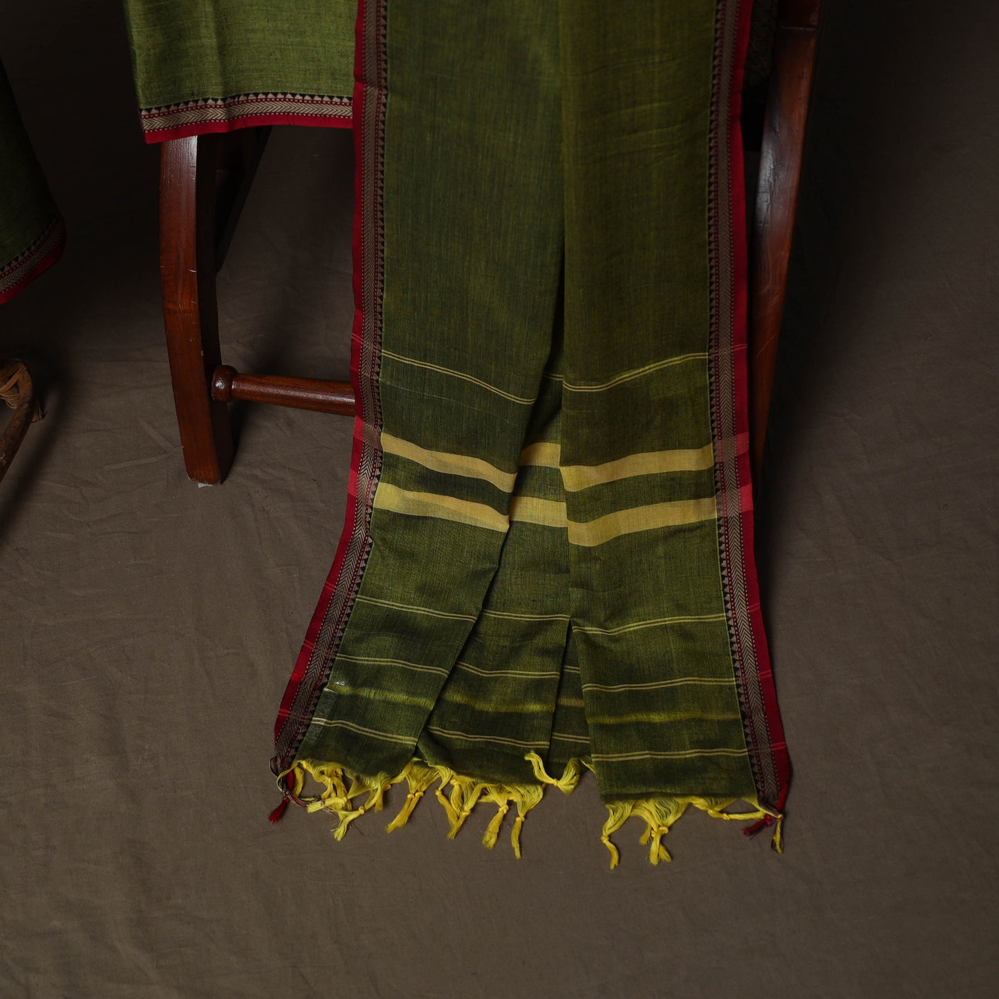 Dharwad Cotton 3pc Plain Unstitched Dress Material Suit Set with Woven Border 01