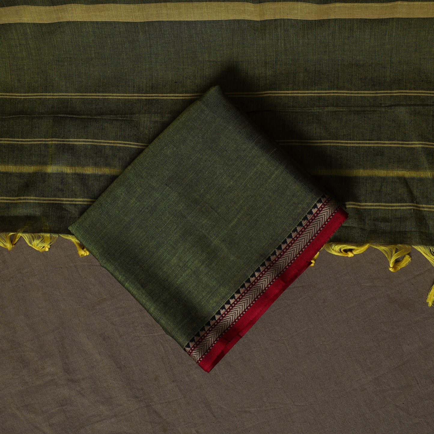 Dharwad Cotton 3pc Plain Unstitched Dress Material Suit Set with Woven Border 01