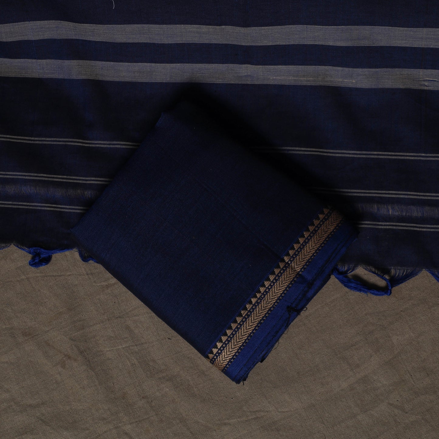 Dharwad Cotton 3pc Plain Unstitched Dress Material Suit Set with Woven Border 06