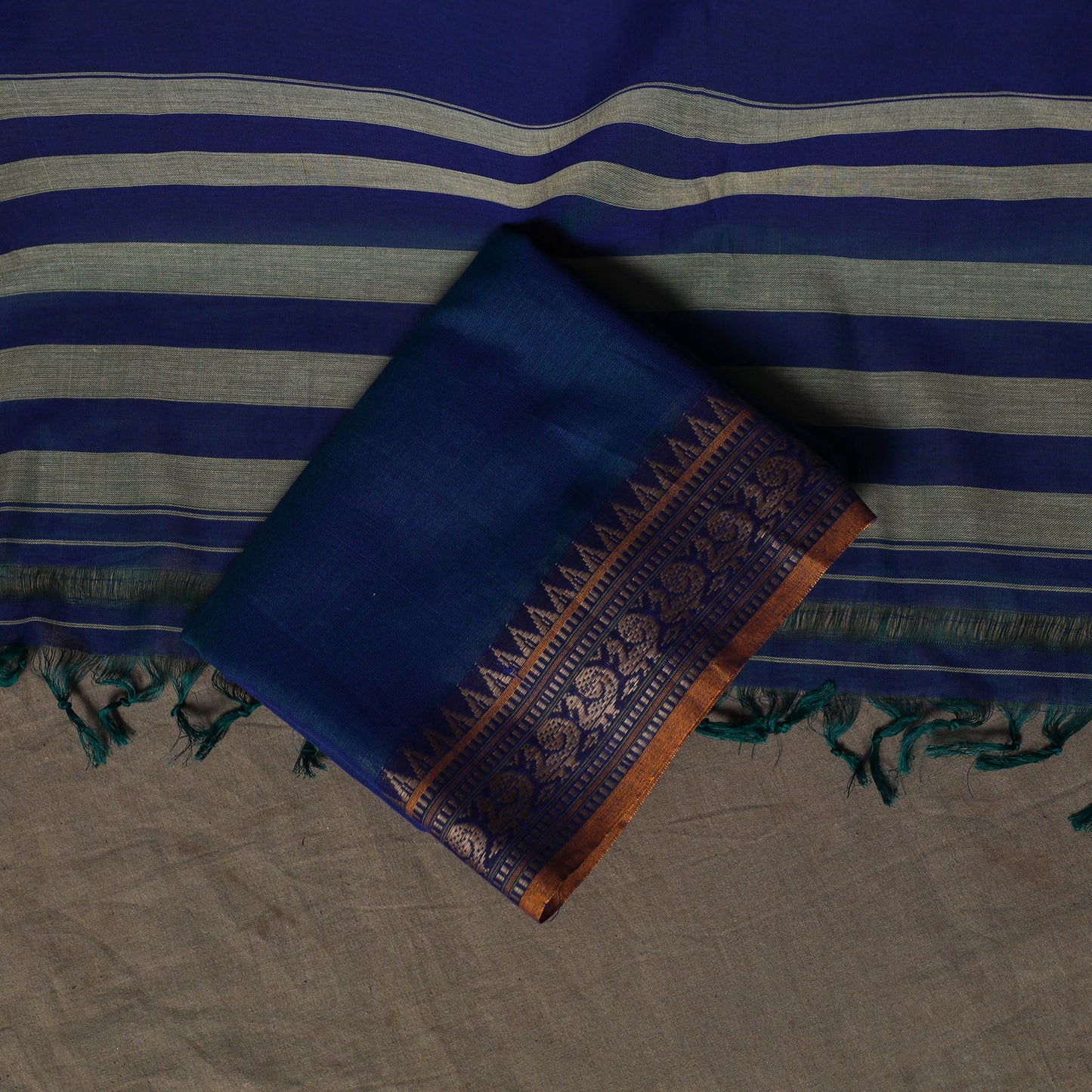 Dharwad Cotton 3pc Plain Unstitched Dress Material Suit Set with Woven Border 14