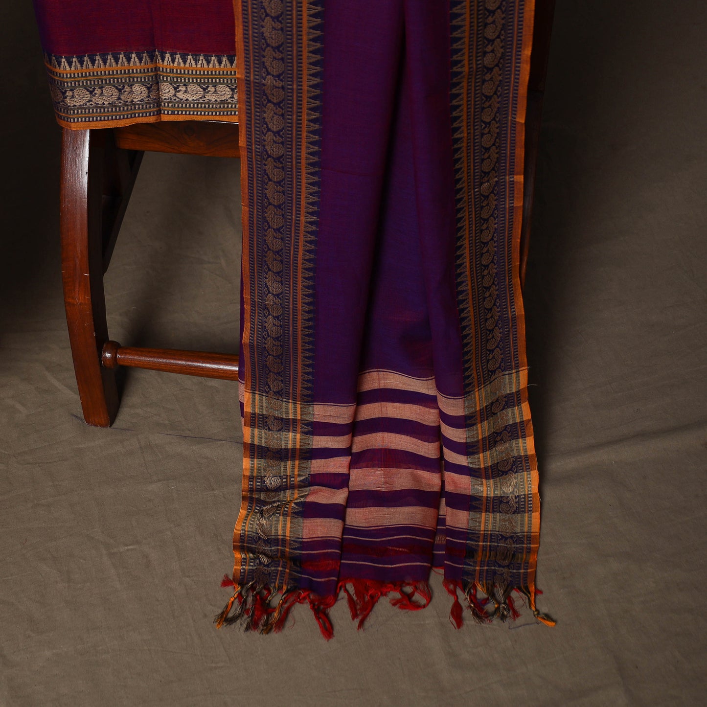 Dharwad Cotton 3pc Plain Unstitched Dress Material Suit Set with Woven Border 15
