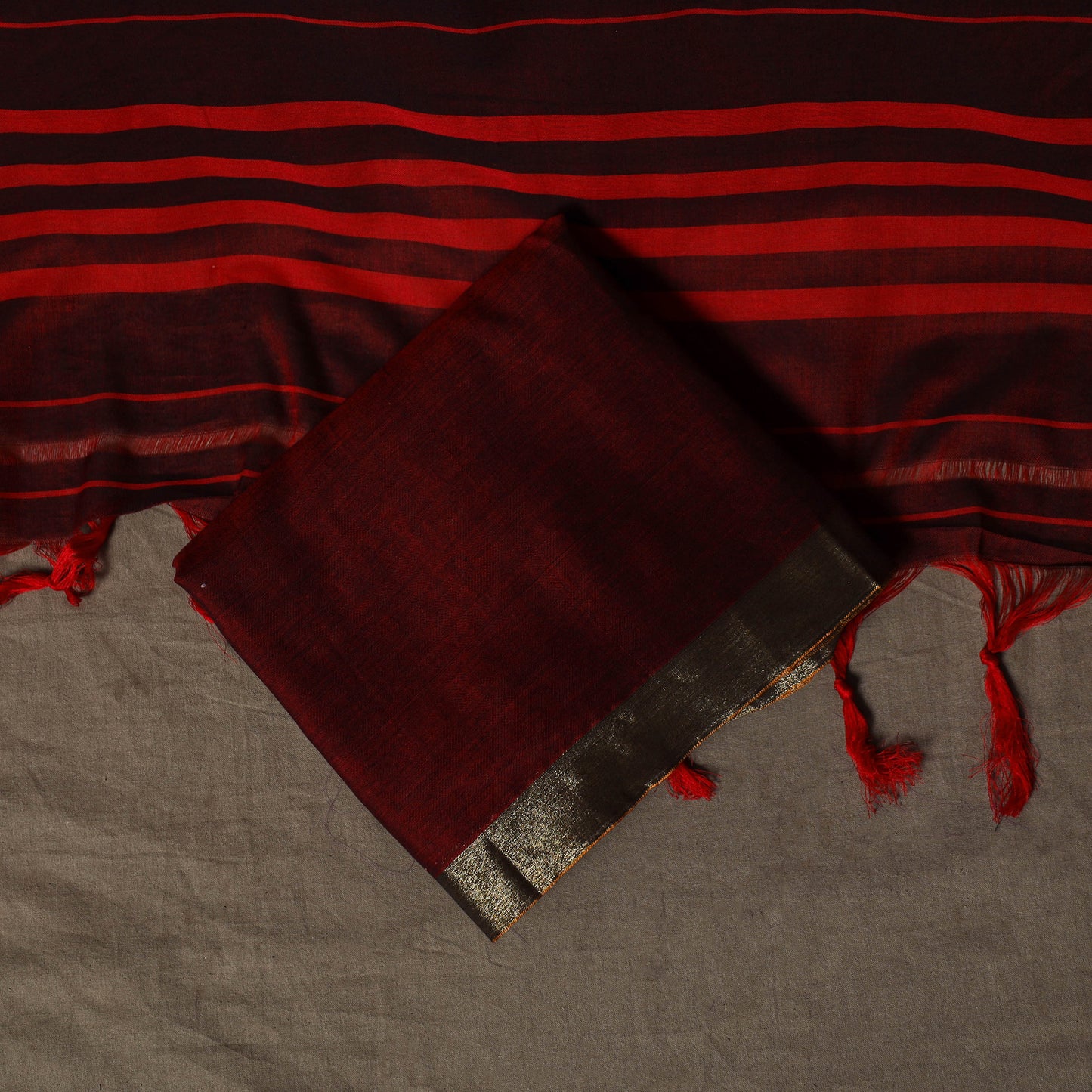 Dharwad Cotton 3pc Plain Unstitched Dress Material Suit Set with Zari Border 22