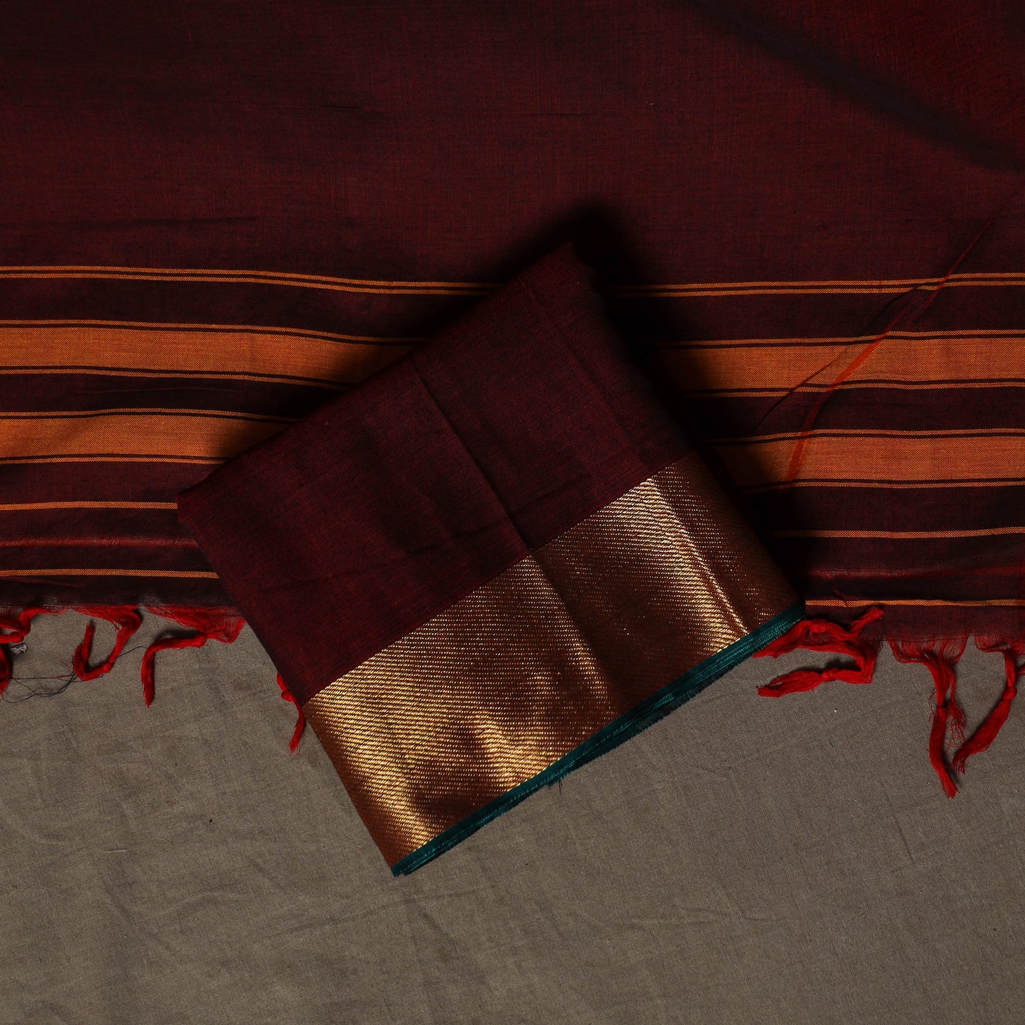 Dharwad Cotton 3pc Plain Unstitched Dress Material Suit Set with Zari Border 27