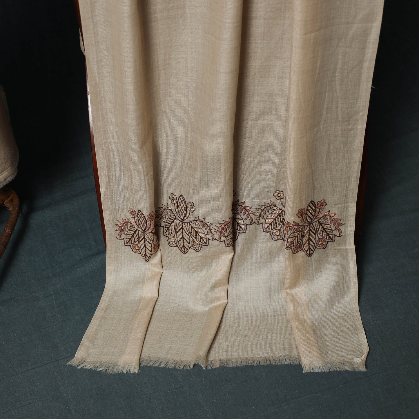 3pc Heavy Chain Stitch Embroidered Wool Unstitched Dress Material Suit Set 33