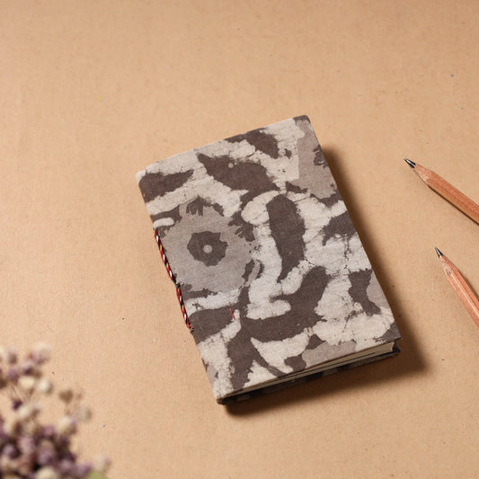 Bagru Fabric Cover Handmade Paper Notebook (5 x 3.5 in)