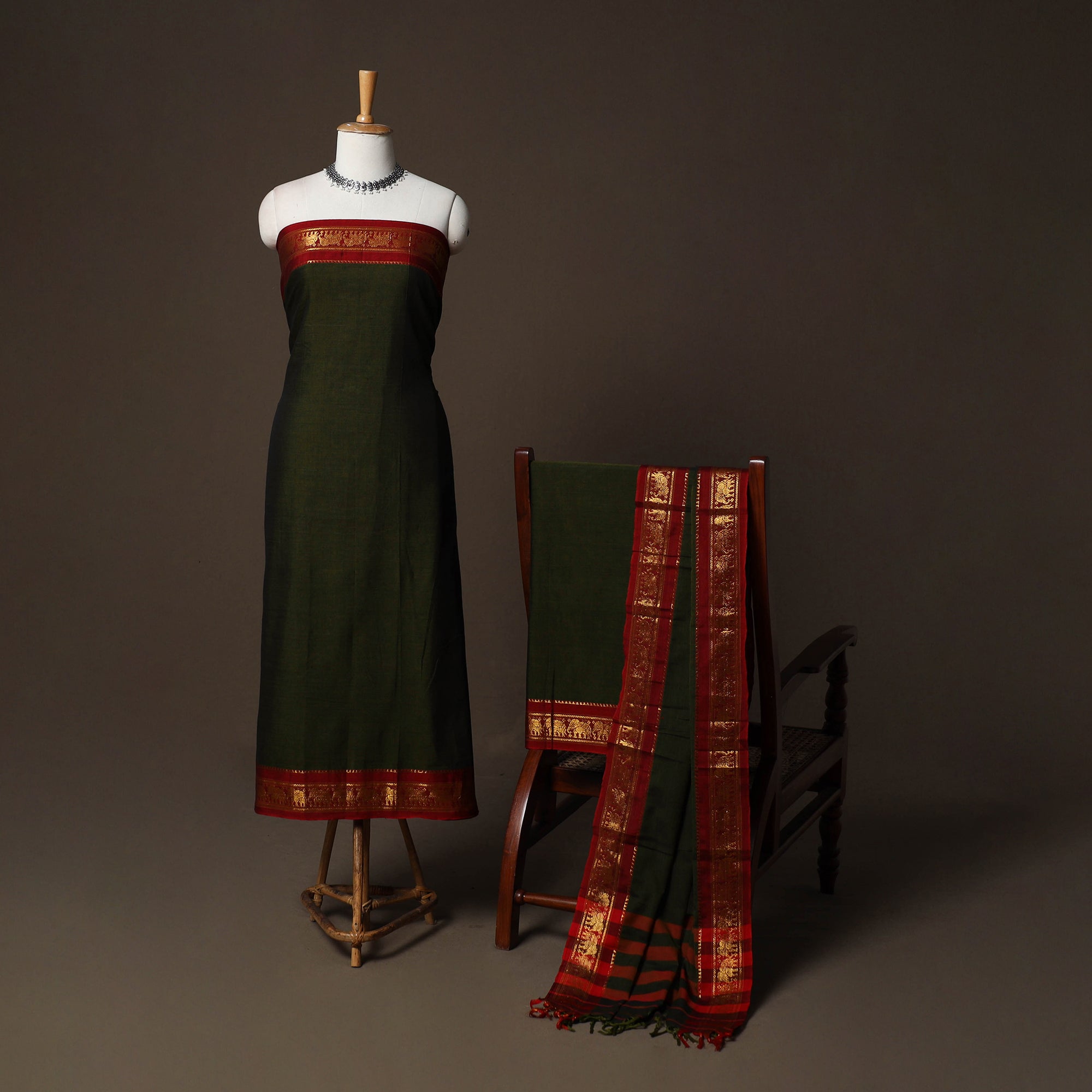 Dharwad Cotton 3pc Plain Unstitched Dress Material Suit Set with Zari Border