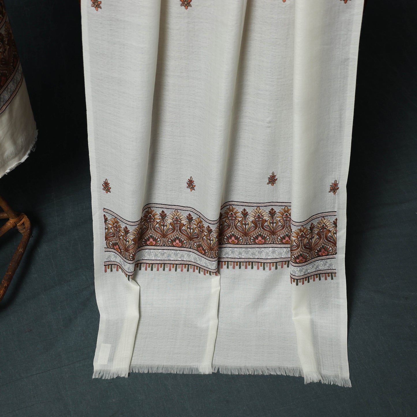3pc Heavy Chain Stitch Embroidered Wool Unstitched Dress Material Suit Set 37