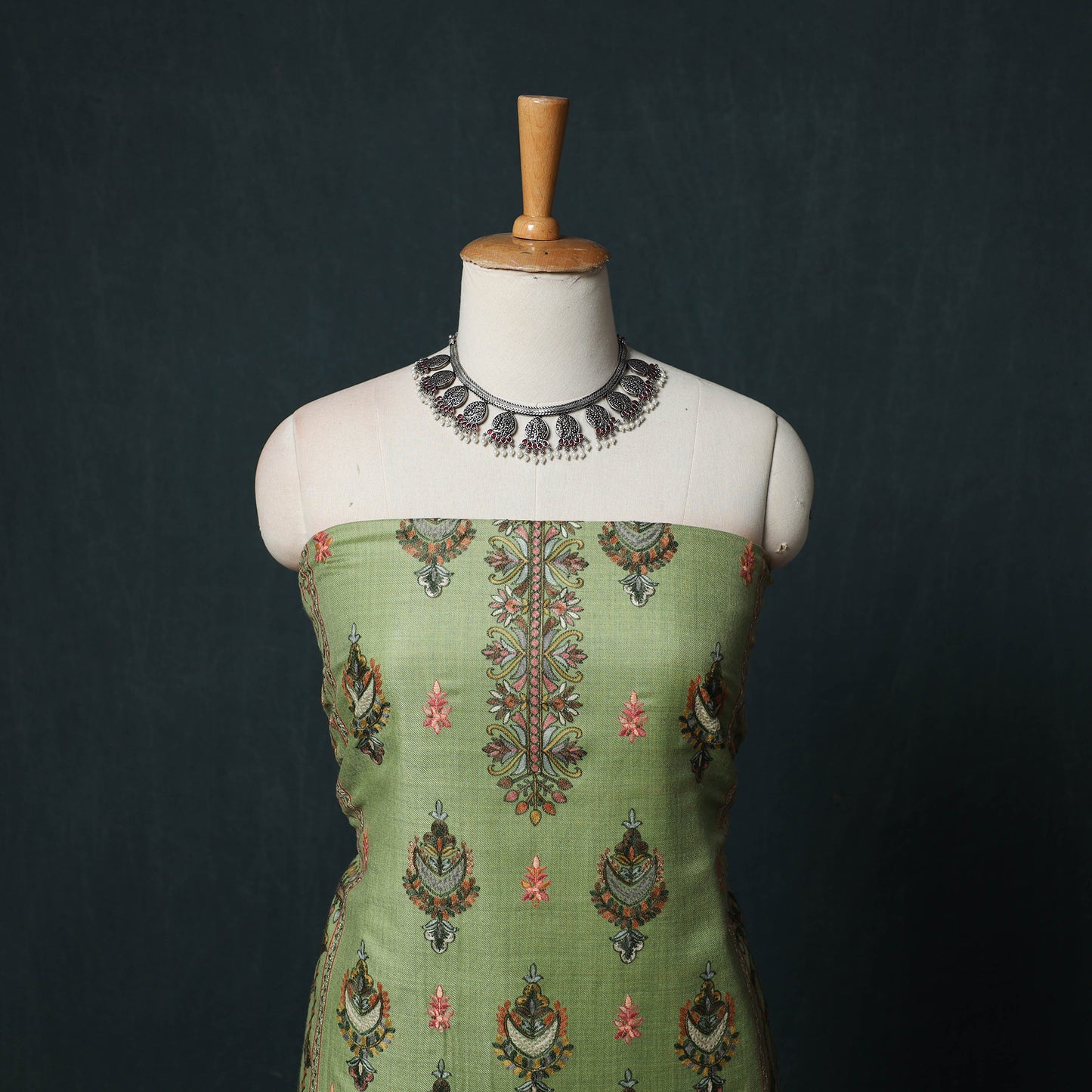 3pc Heavy Chain Stitch Embroidered Wool Unstitched Dress Material Suit Set 38