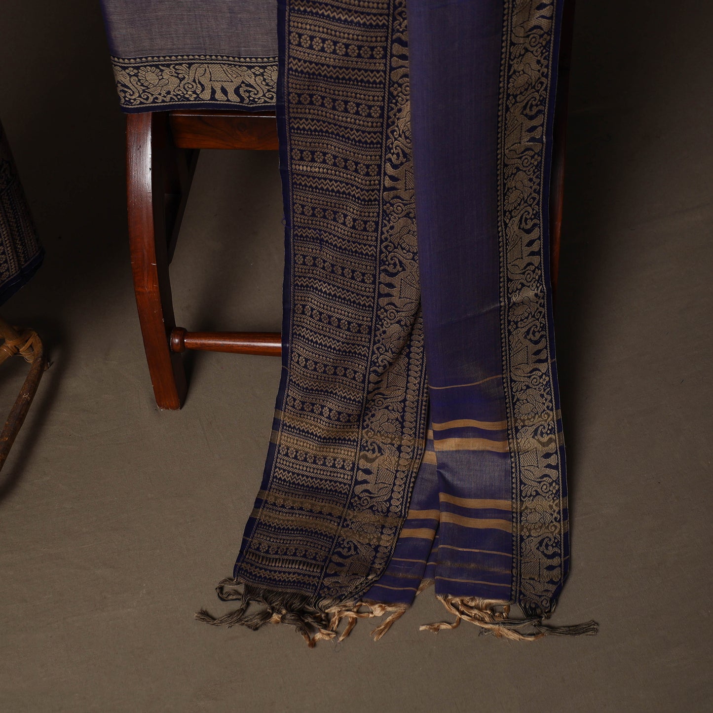Dharwad Cotton 3pc Plain Unstitched Dress Material Suit Set with Woven Border 48