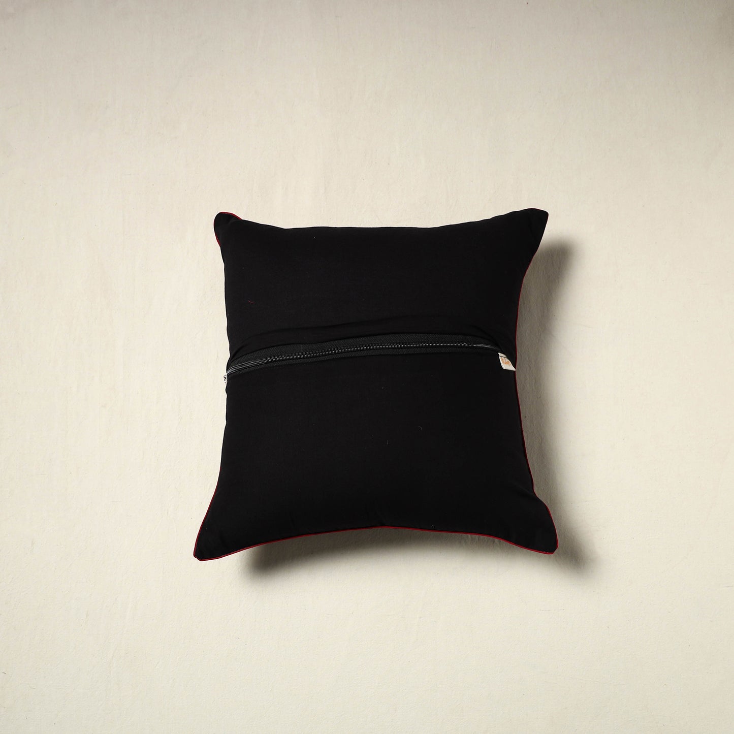 Jacquard Weave Cushion Cover (16 x 16 in) 01