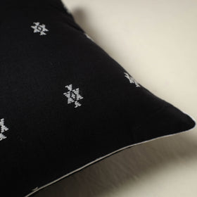 Jacquard Weave Cushion Cover (16 x 16 in) 06