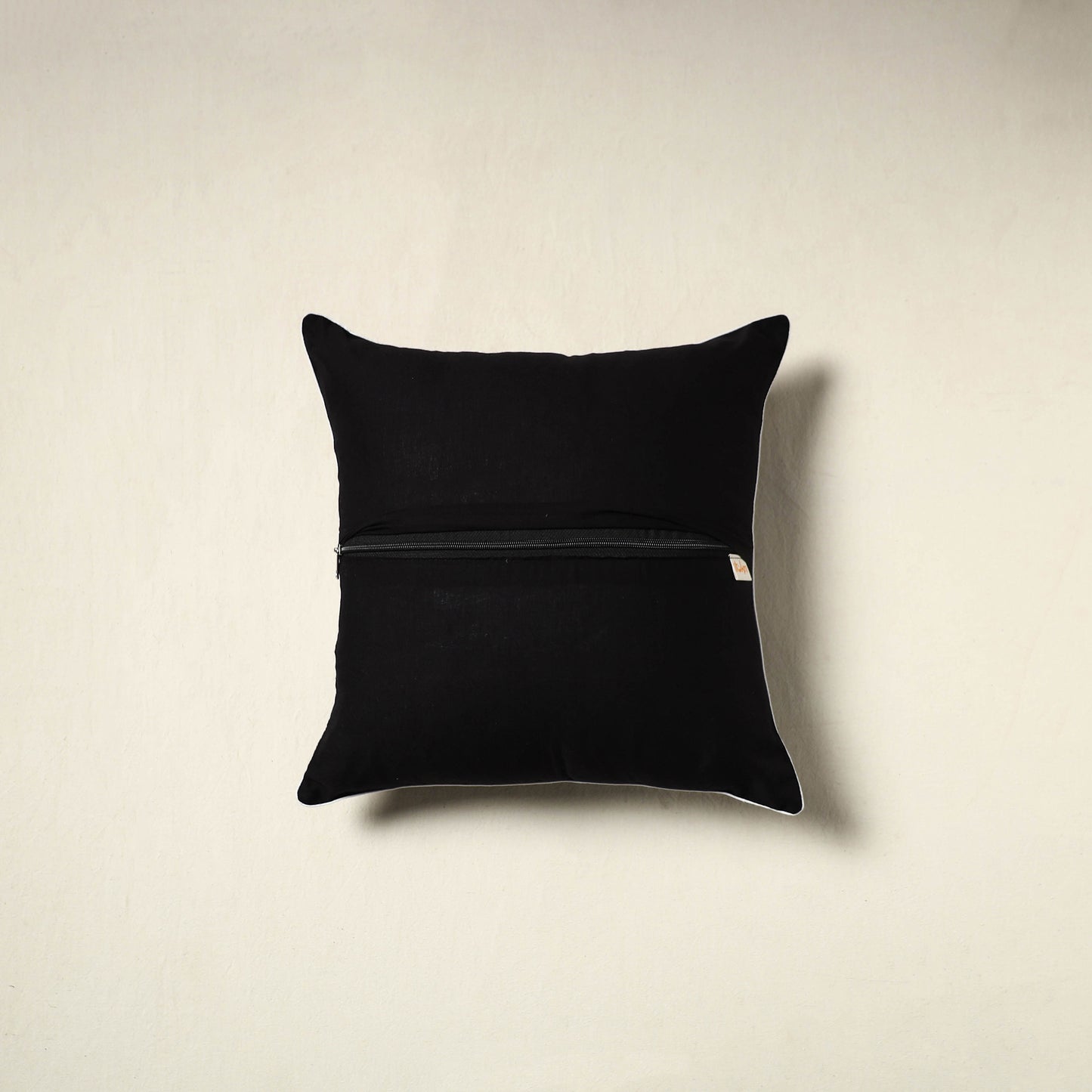 Jacquard Weave Cushion Cover (16 x 16 in) 06