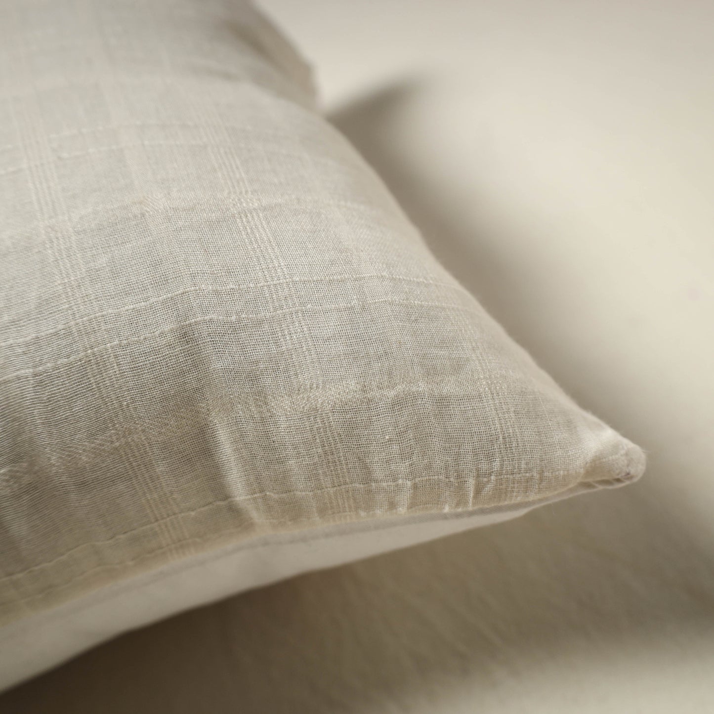 Plain Cotton Cushion Cover (16 x 16 in) 37