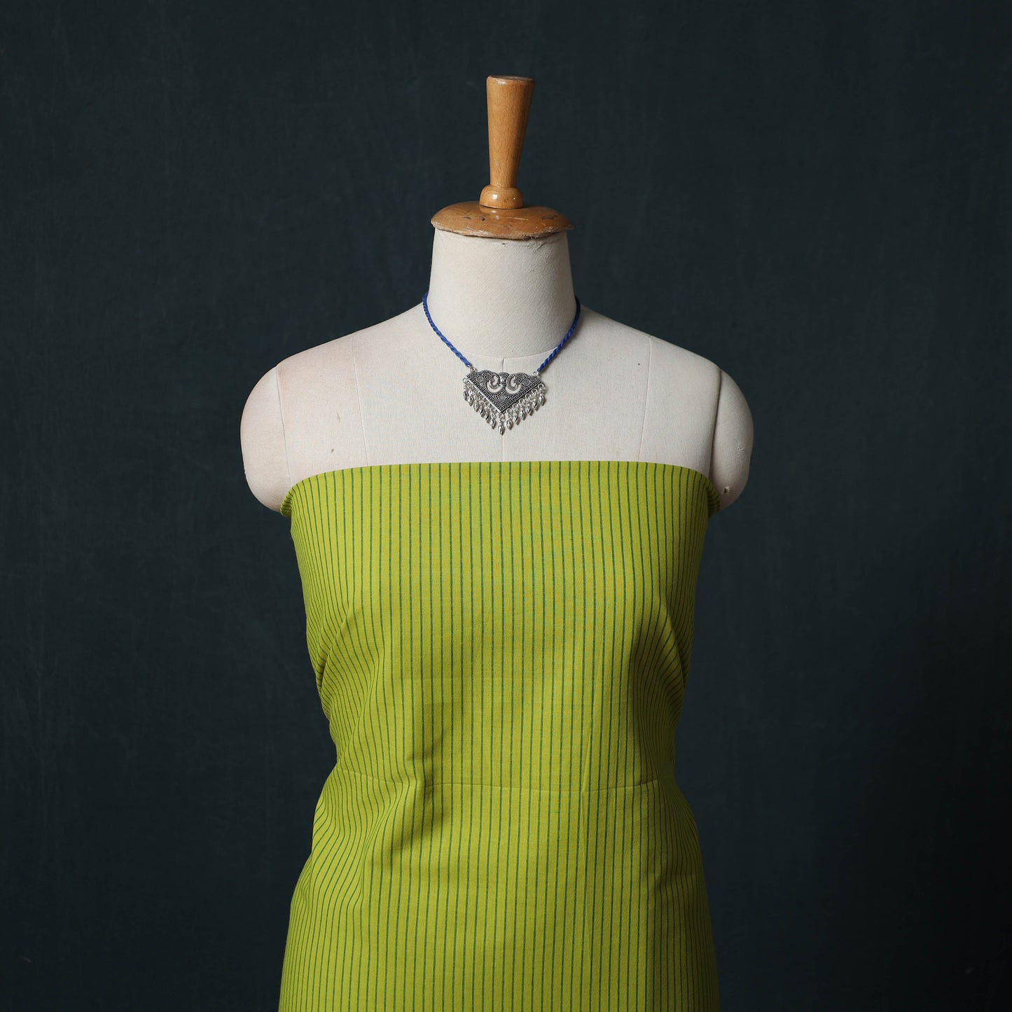 Green - Jacquard Woven 2pc Cotton Unstitched Dress Material Kurta Set with Jewellery 17