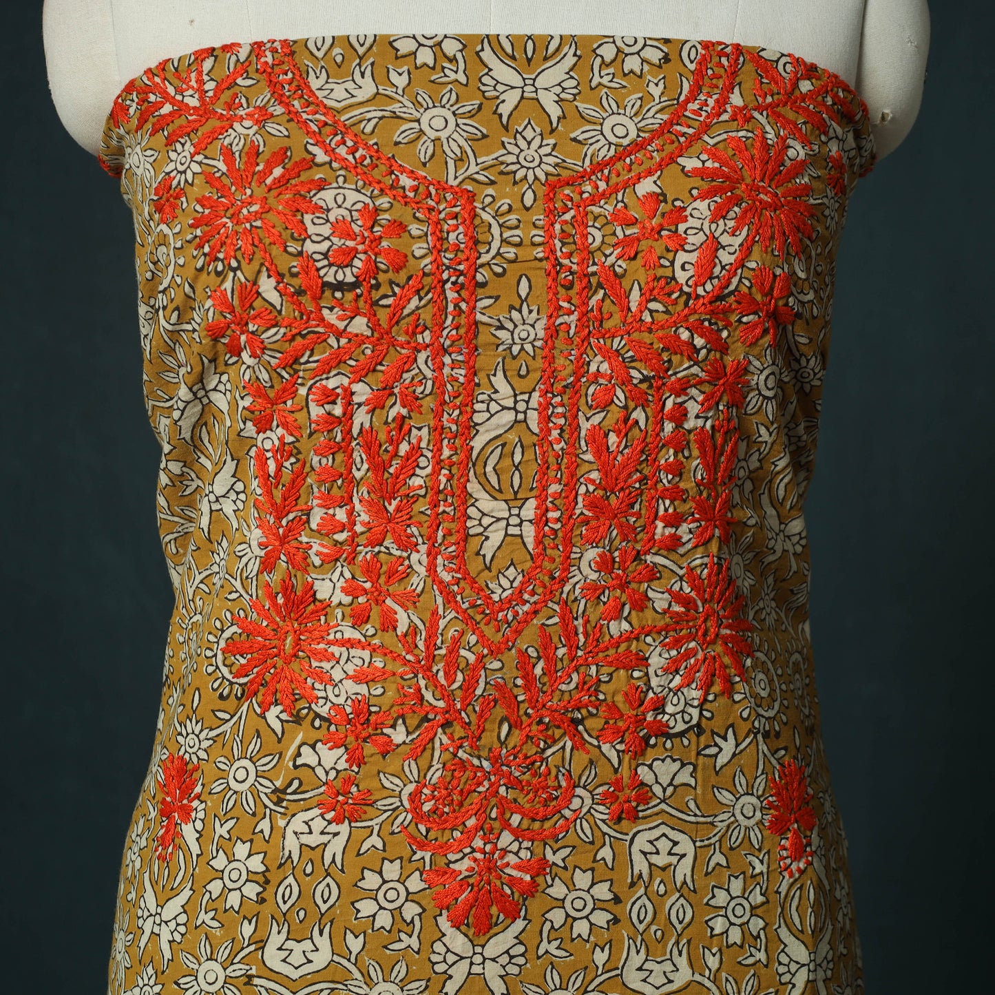 Lucknowi Chikankari Hand Embroidered Bagru Cotton Unstitched Kurta Material (2.5M) 02