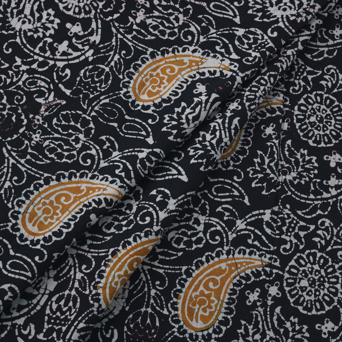 Hand Batik Indonesian Style Print Cotton Fabric 27