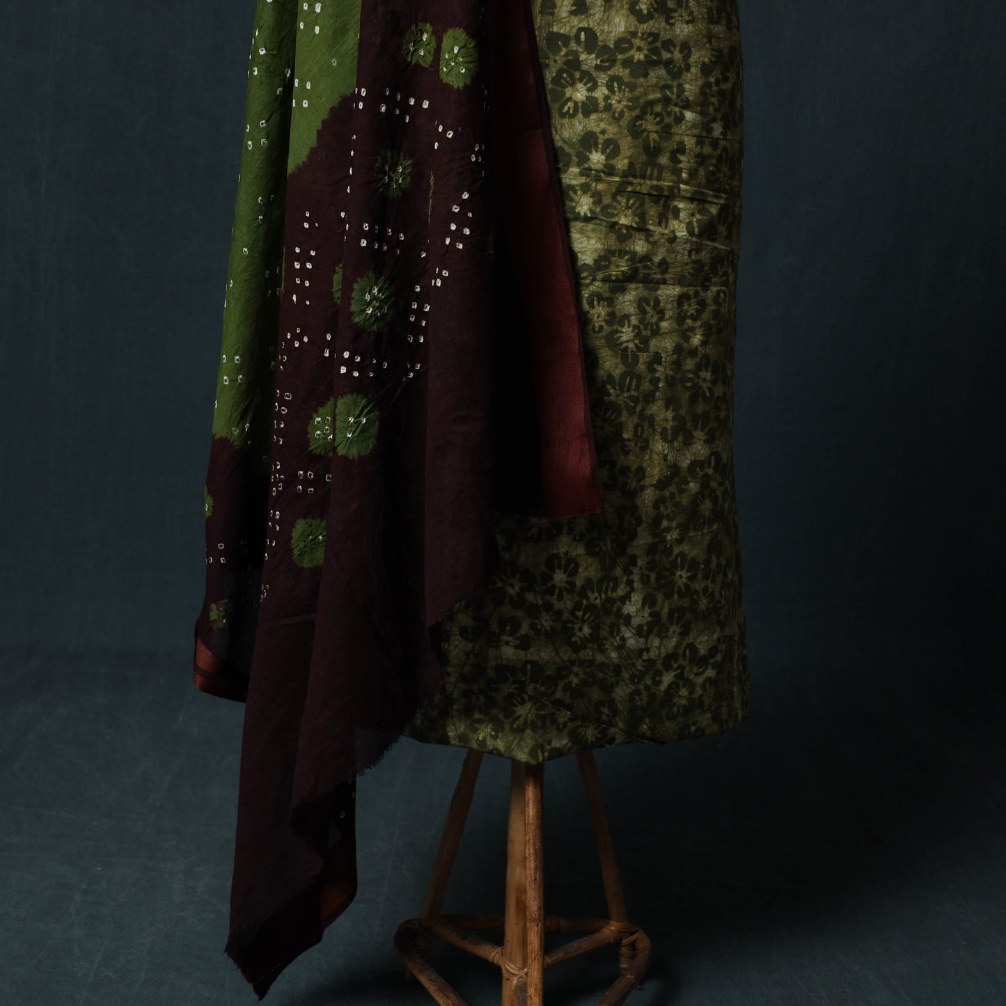 Hand Block Batik Print Cotton 2pc Unstitched Dress Material Kurta Set 01