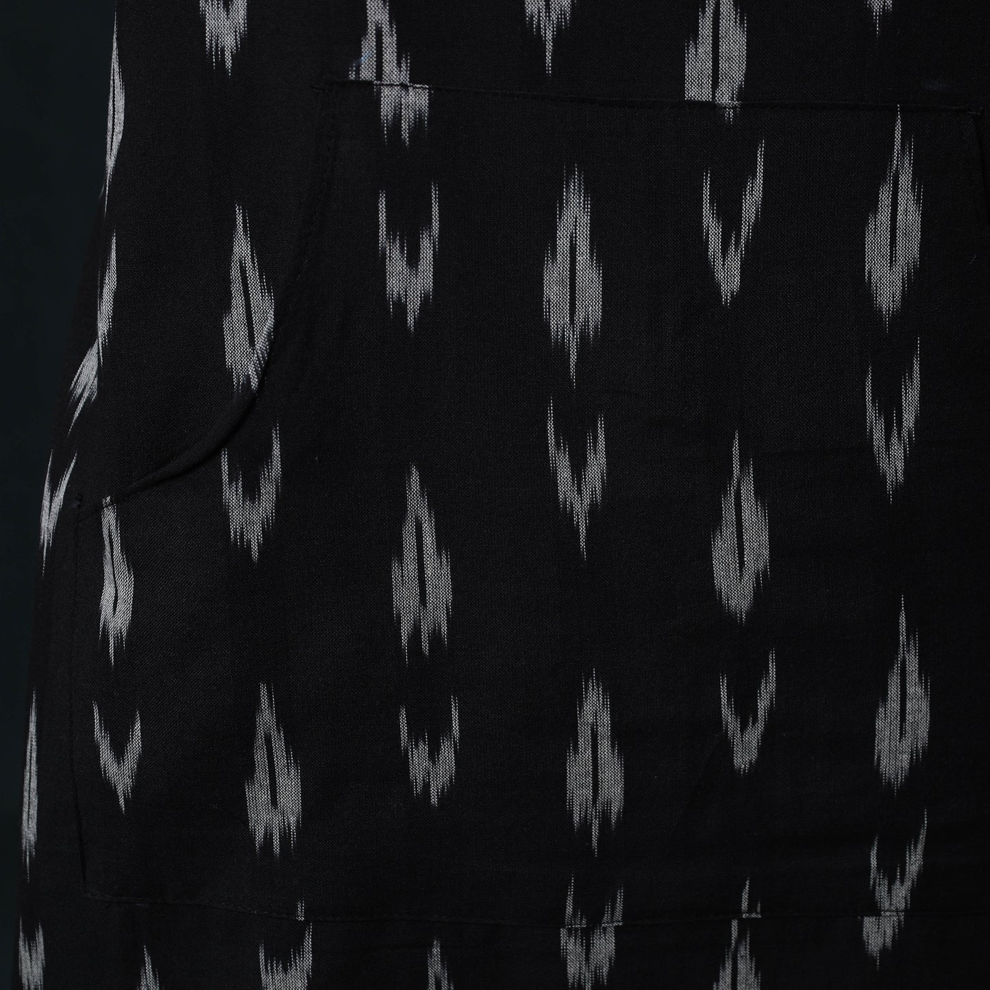 Black - Pochampally Ikat Weave Cotton Apron with Pocket 70