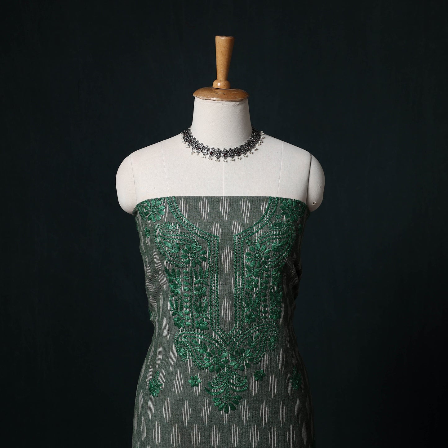 Chikankari Hand Embroidered Cotton Unstitched Kurta Material (3M) 05