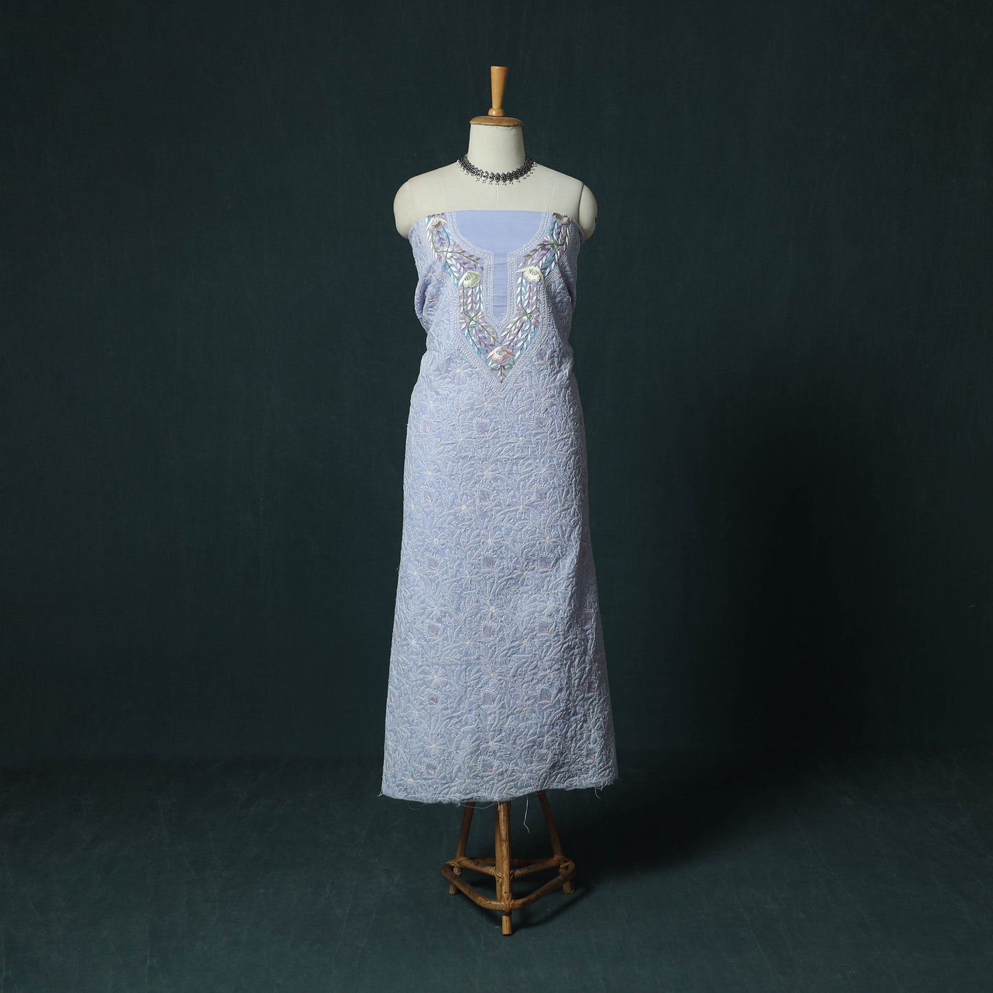 Lucknow Chikankari Parsi Style Hand Embroidered Pure Mul Cotton Unstitched Kurta Material (2.8M) 01